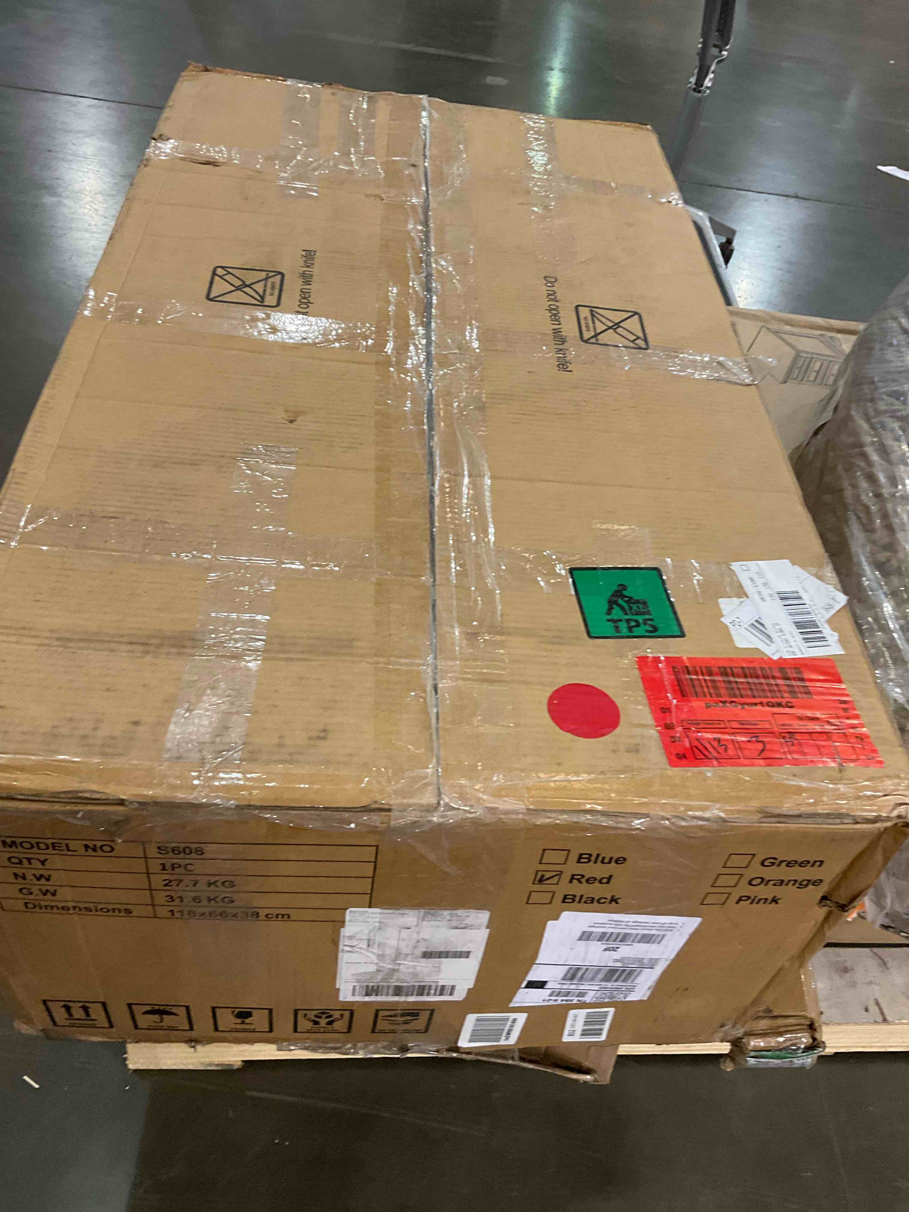 https://s3.amazonaws.com/lotting-images-prod/BargainHunt/BHL00101869_1708009790630.jpeg