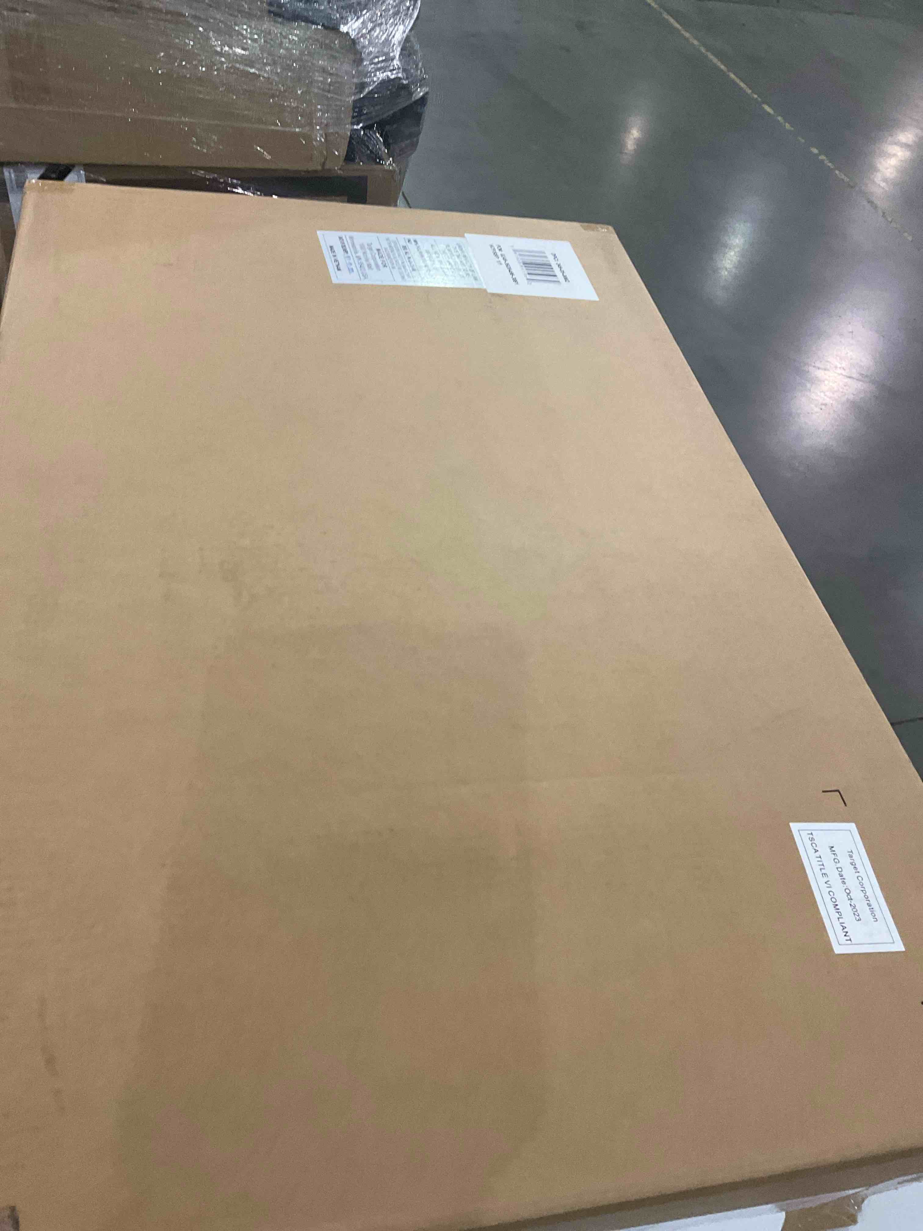 https://s3.amazonaws.com/lotting-images-prod/BargainHunt/BHL00101933_1708349445084.jpeg