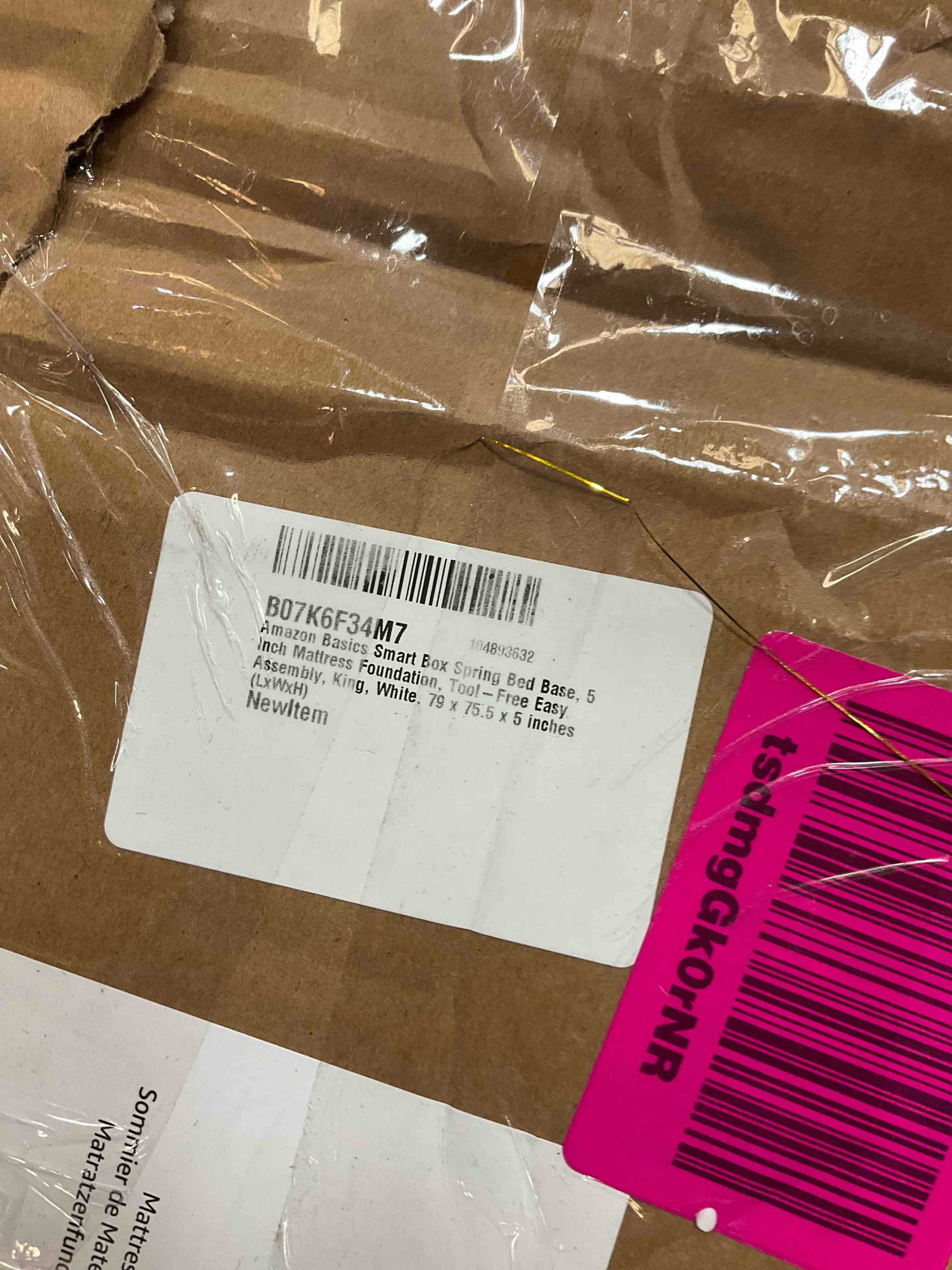 https://s3.amazonaws.com/lotting-images-prod/BargainHunt/BHL00102330_1713791987889.jpeg