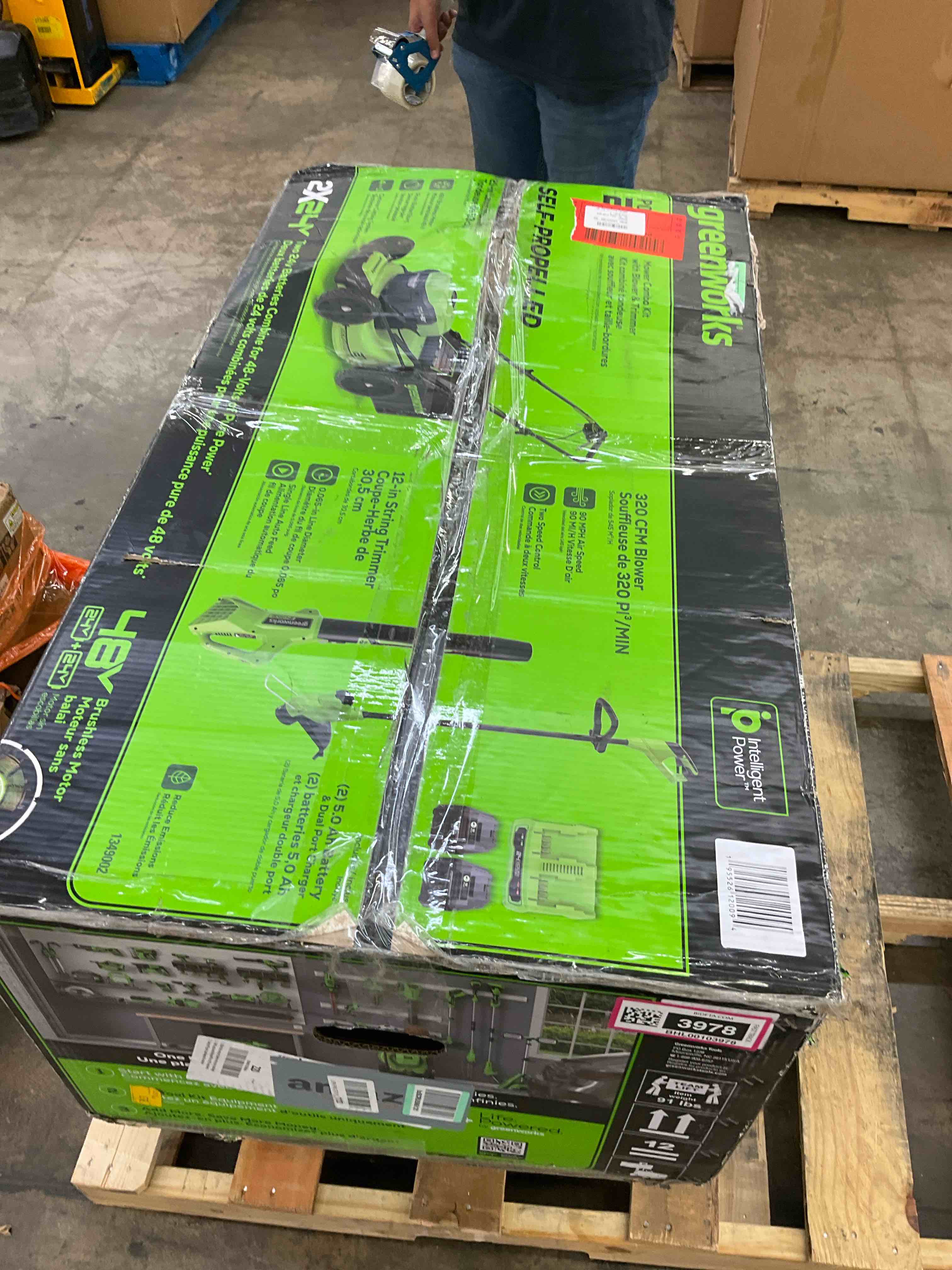 https://s3.amazonaws.com/lotting-images-prod/BargainHunt/BHL00103978_1718131324151.jpeg