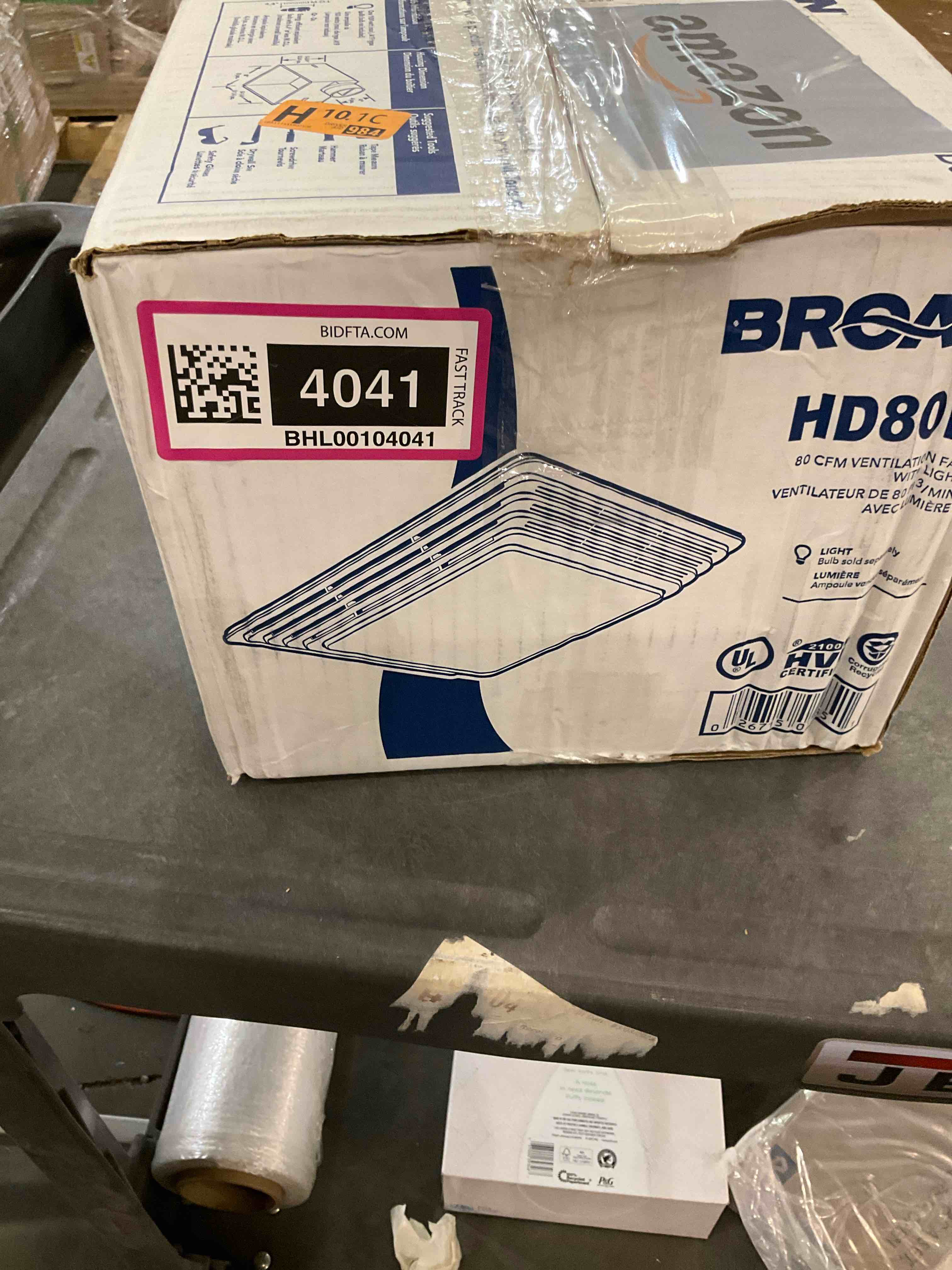 https://s3.amazonaws.com/lotting-images-prod/BargainHunt/BHL00104041_1709219765216.jpeg