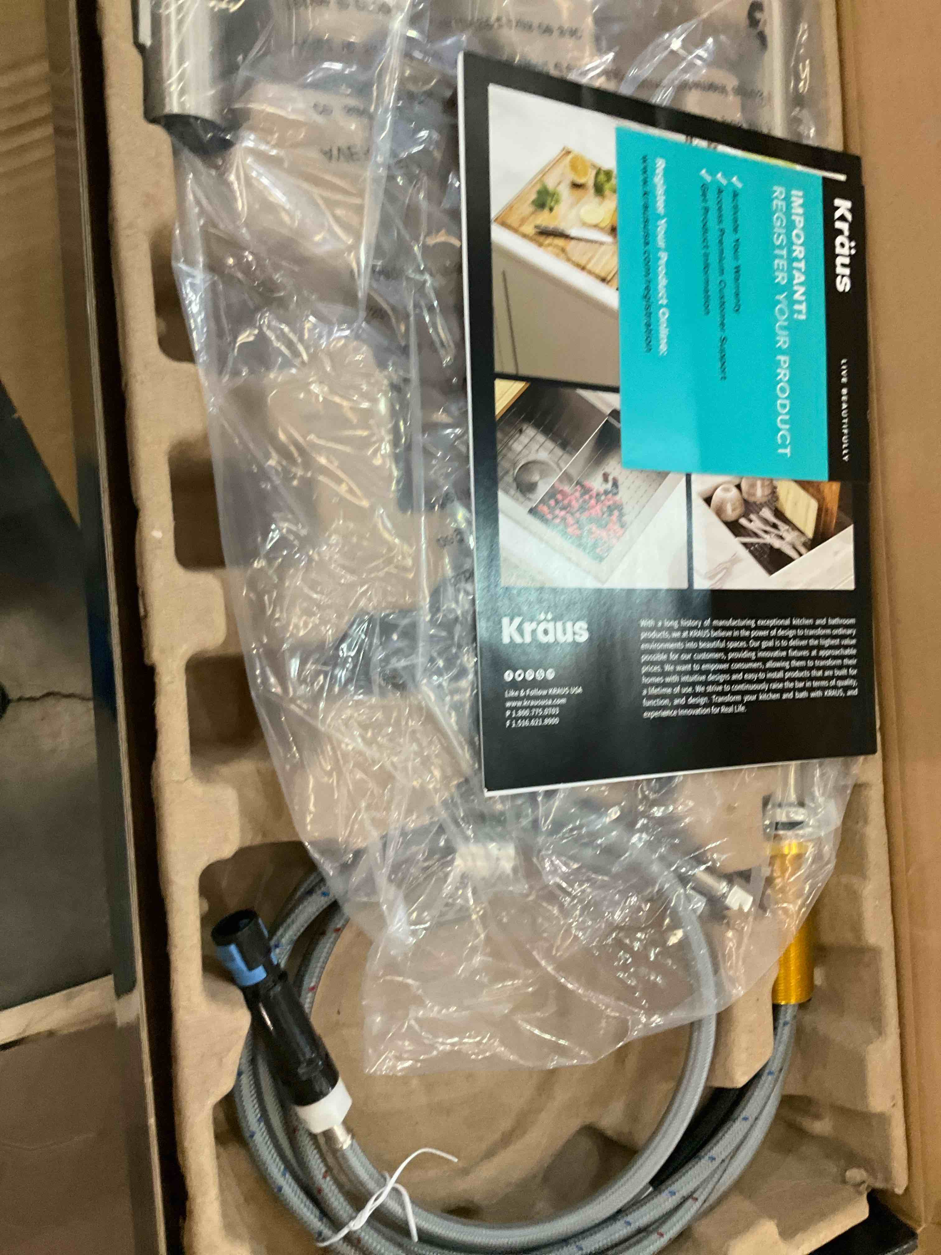 https://s3.amazonaws.com/lotting-images-prod/BargainHunt/BHL00104058_1709224278477.jpeg