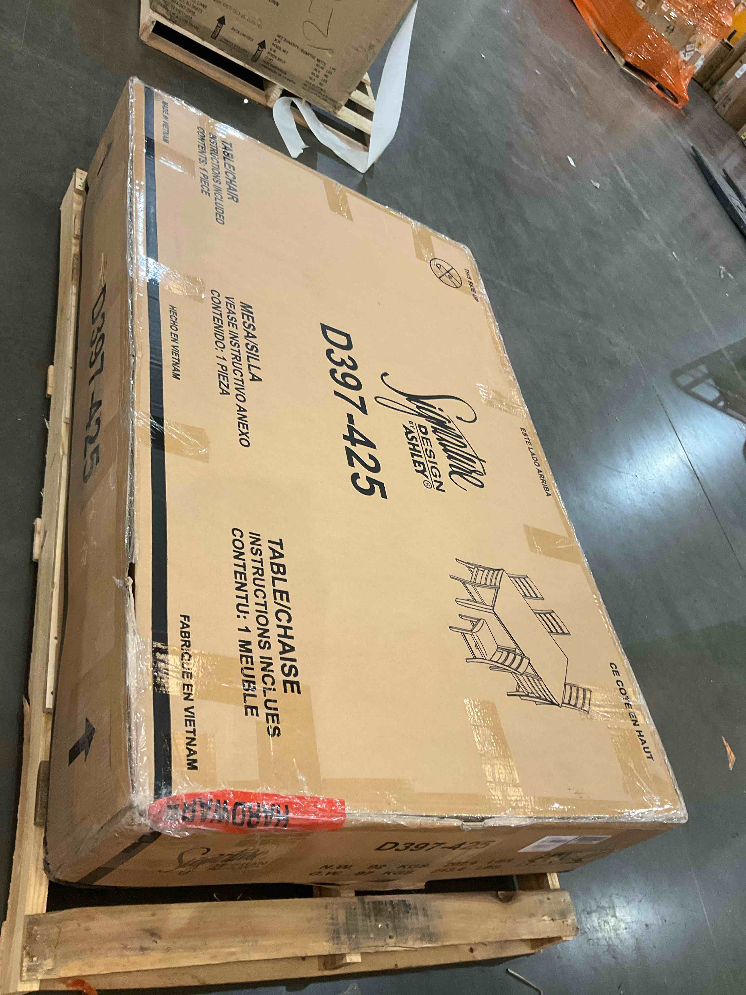 https://s3.amazonaws.com/lotting-images-prod/BargainHunt/BHL00104678_1707244224273.jpeg
