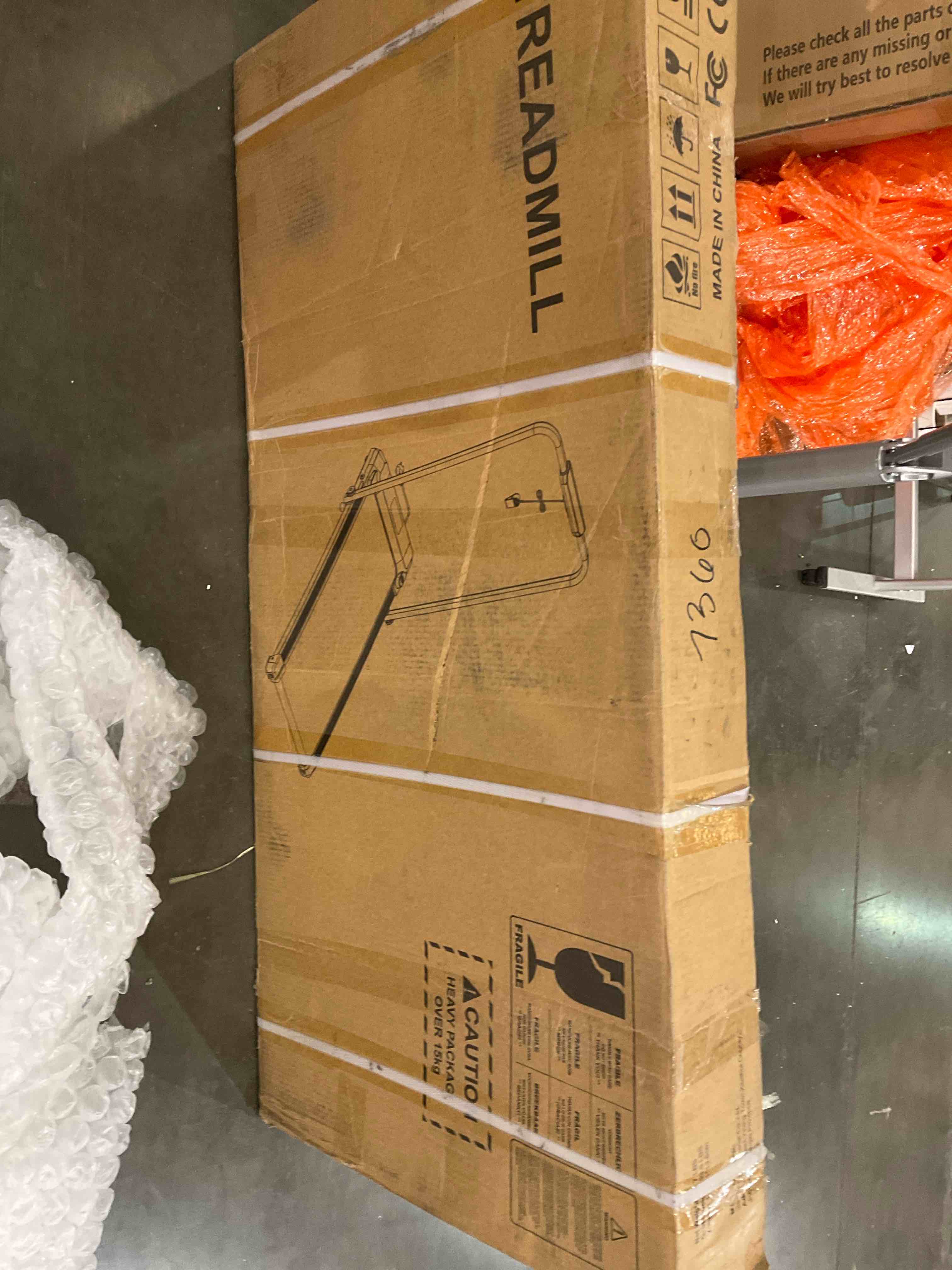 https://s3.amazonaws.com/lotting-images-prod/BargainHunt/BHL00104877_1707922058304.jpeg