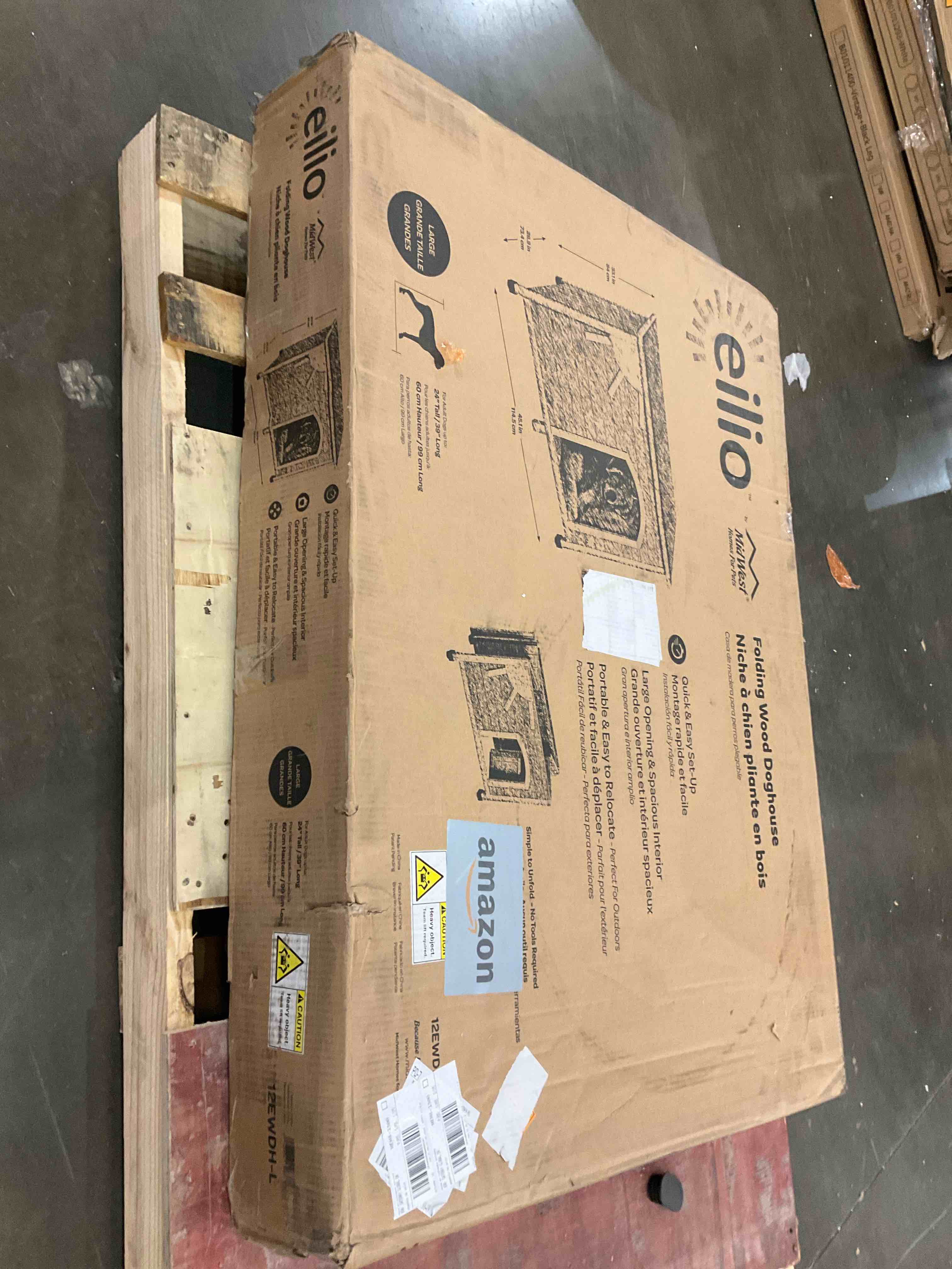 https://s3.amazonaws.com/lotting-images-prod/BargainHunt/BHL00104885_1707924701588.jpeg
