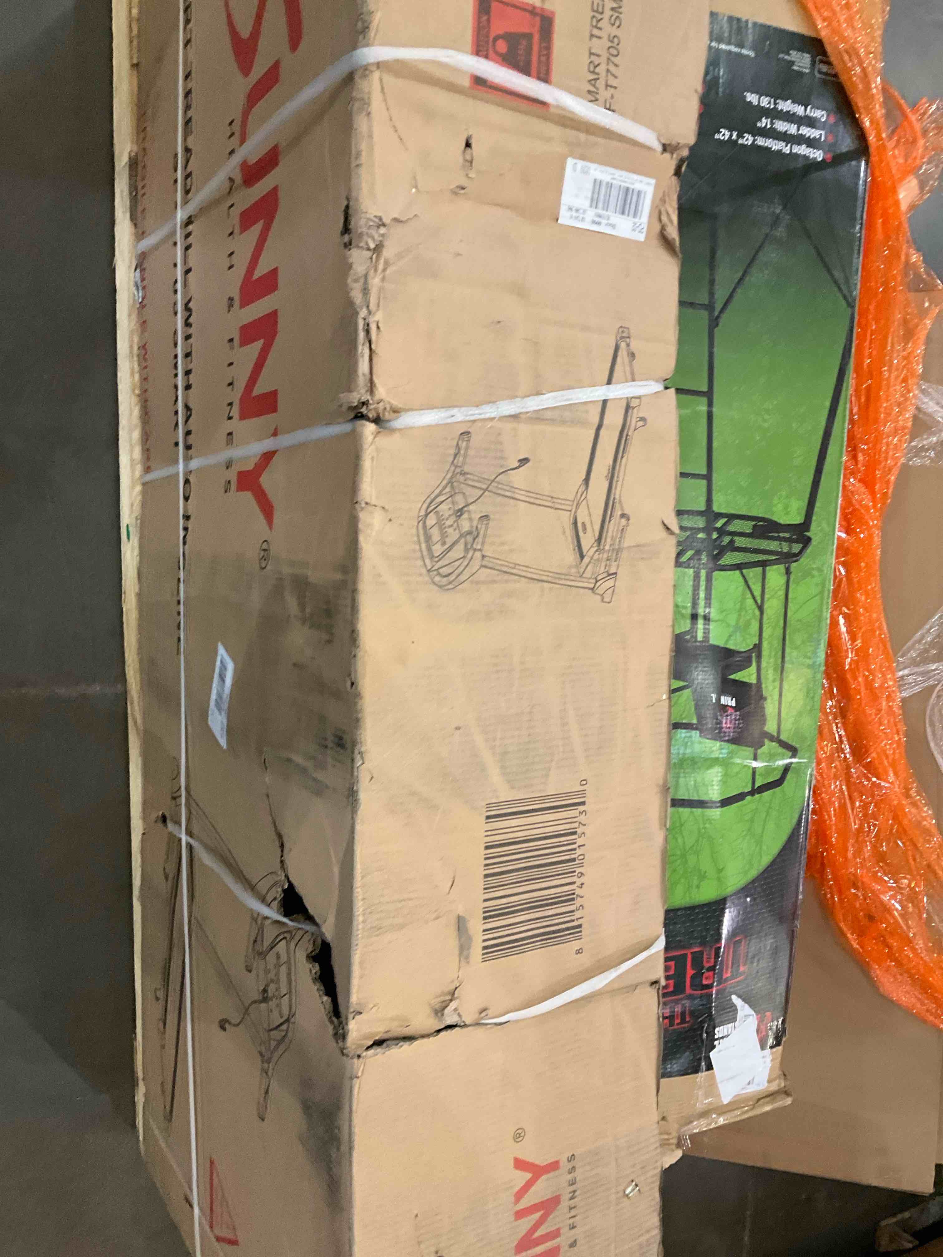 https://s3.amazonaws.com/lotting-images-prod/BargainHunt/BHL00104886_1707925452297.jpeg