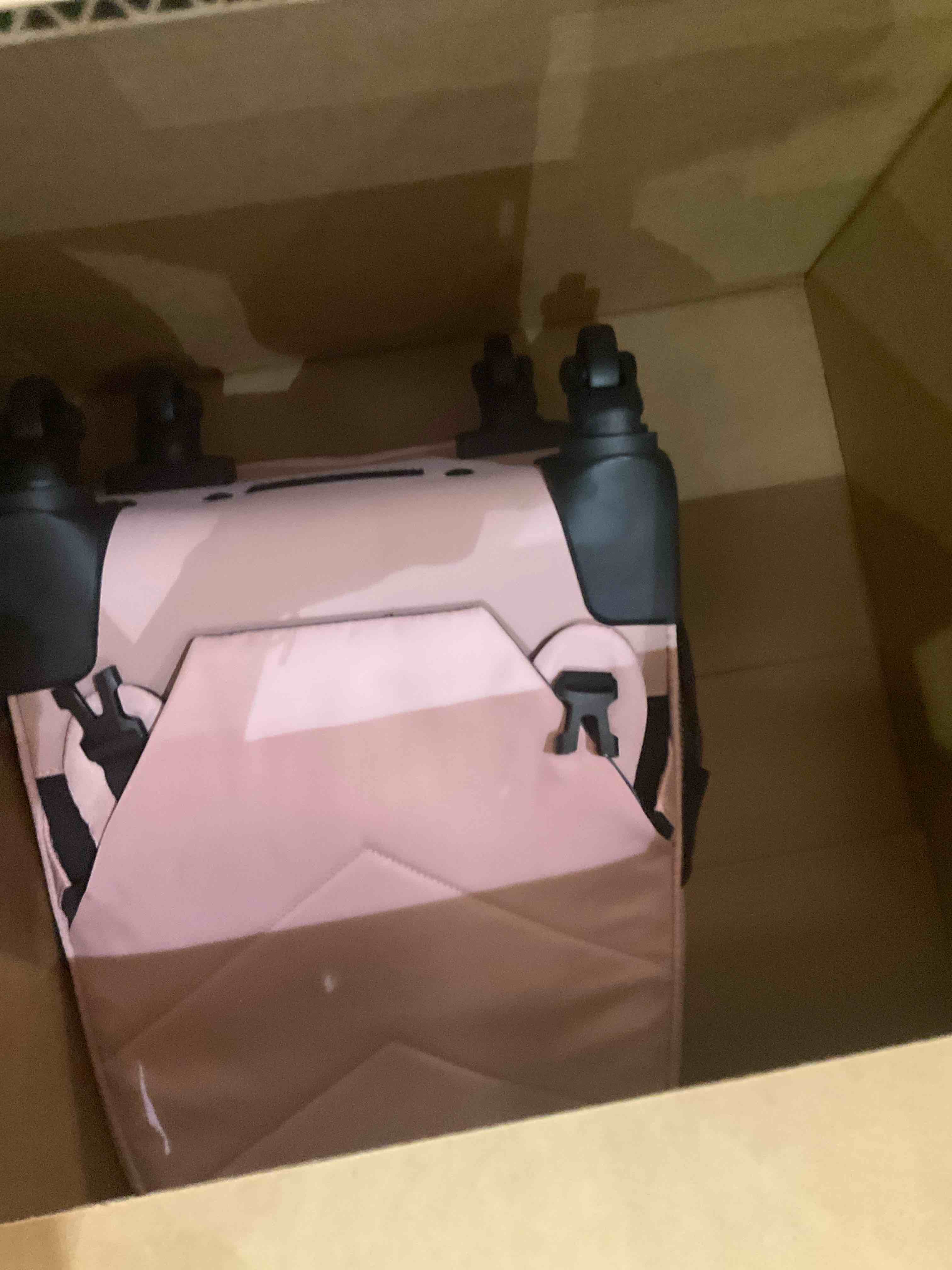 https://s3.amazonaws.com/lotting-images-prod/BargainHunt/BHL00104981_1708106786629.jpeg