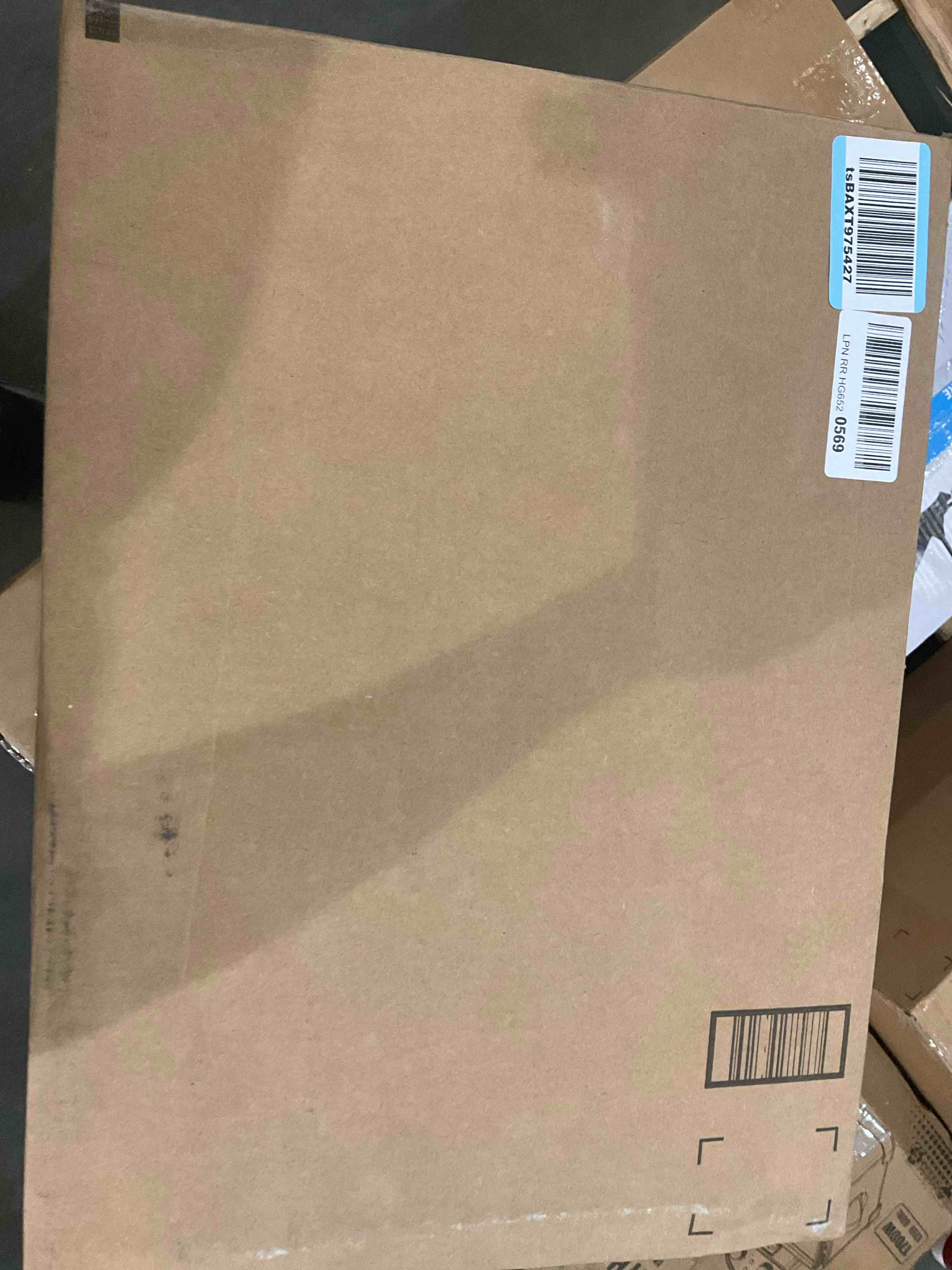 https://s3.amazonaws.com/lotting-images-prod/BargainHunt/BHL00104983_1708106951647.jpeg
