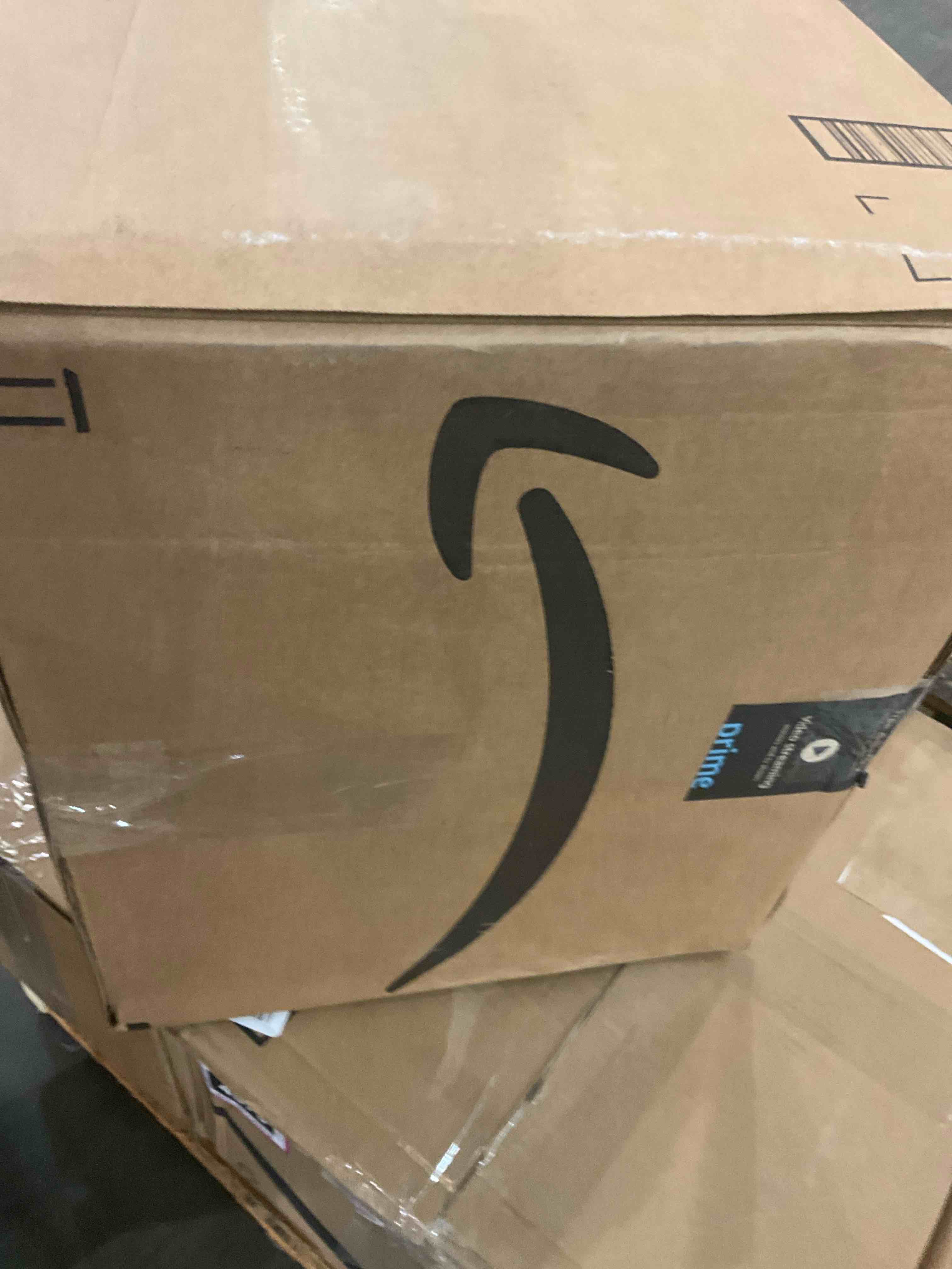 https://s3.amazonaws.com/lotting-images-prod/BargainHunt/BHL00104983_1708106954198.jpeg