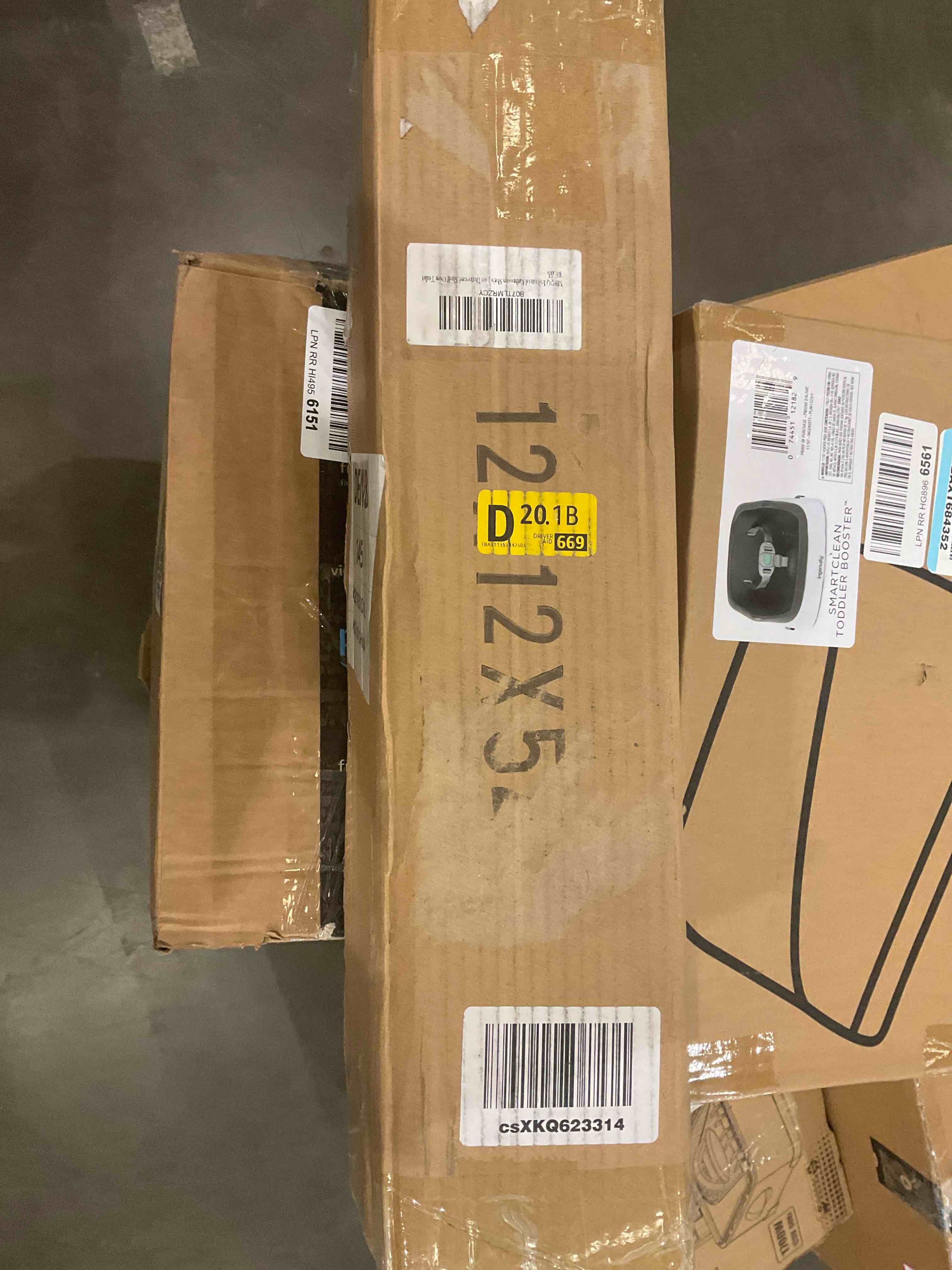 https://s3.amazonaws.com/lotting-images-prod/BargainHunt/BHL00104987_1708107741295.jpeg