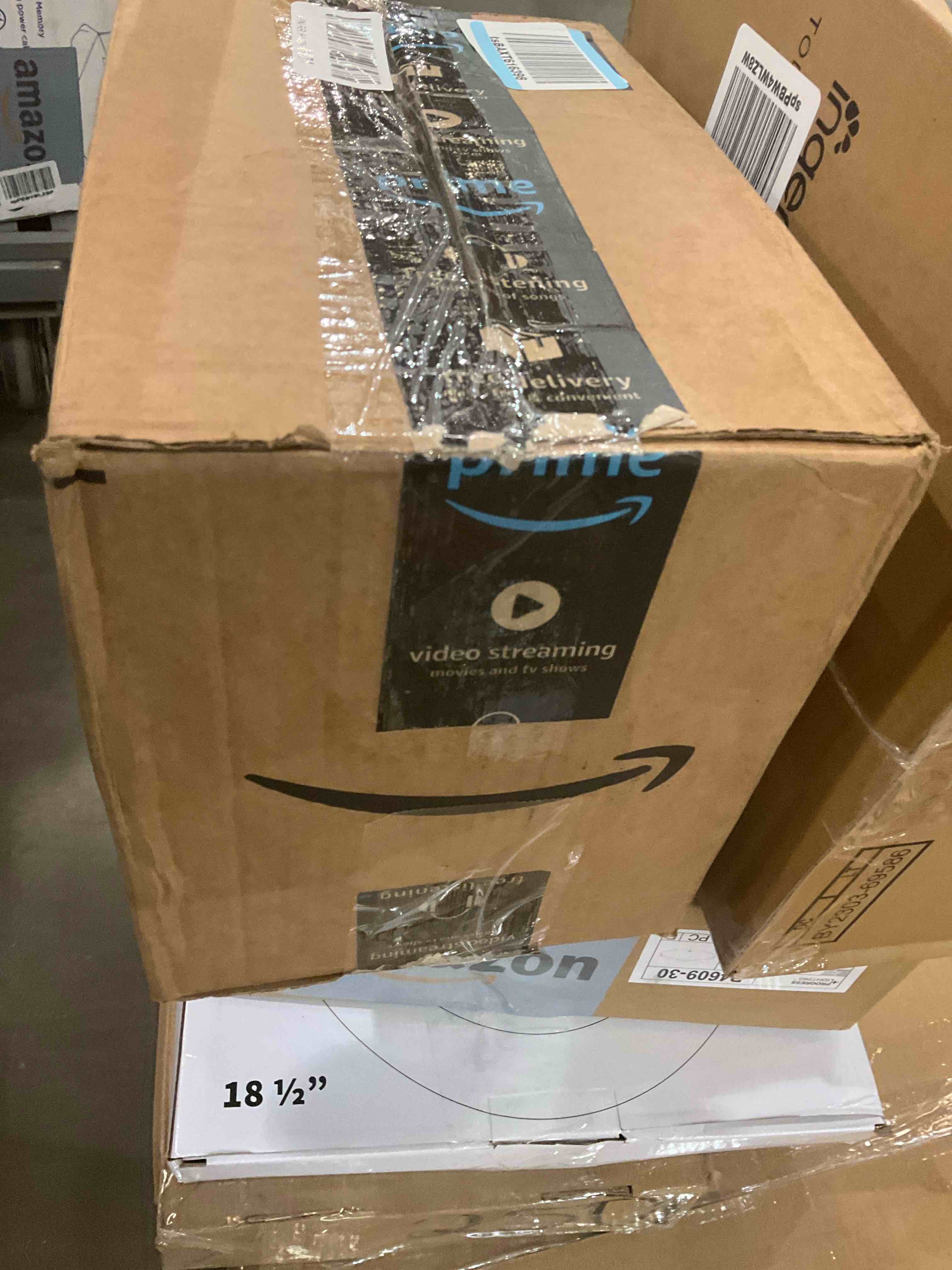 https://s3.amazonaws.com/lotting-images-prod/BargainHunt/BHL00104988_1708107838321.jpeg