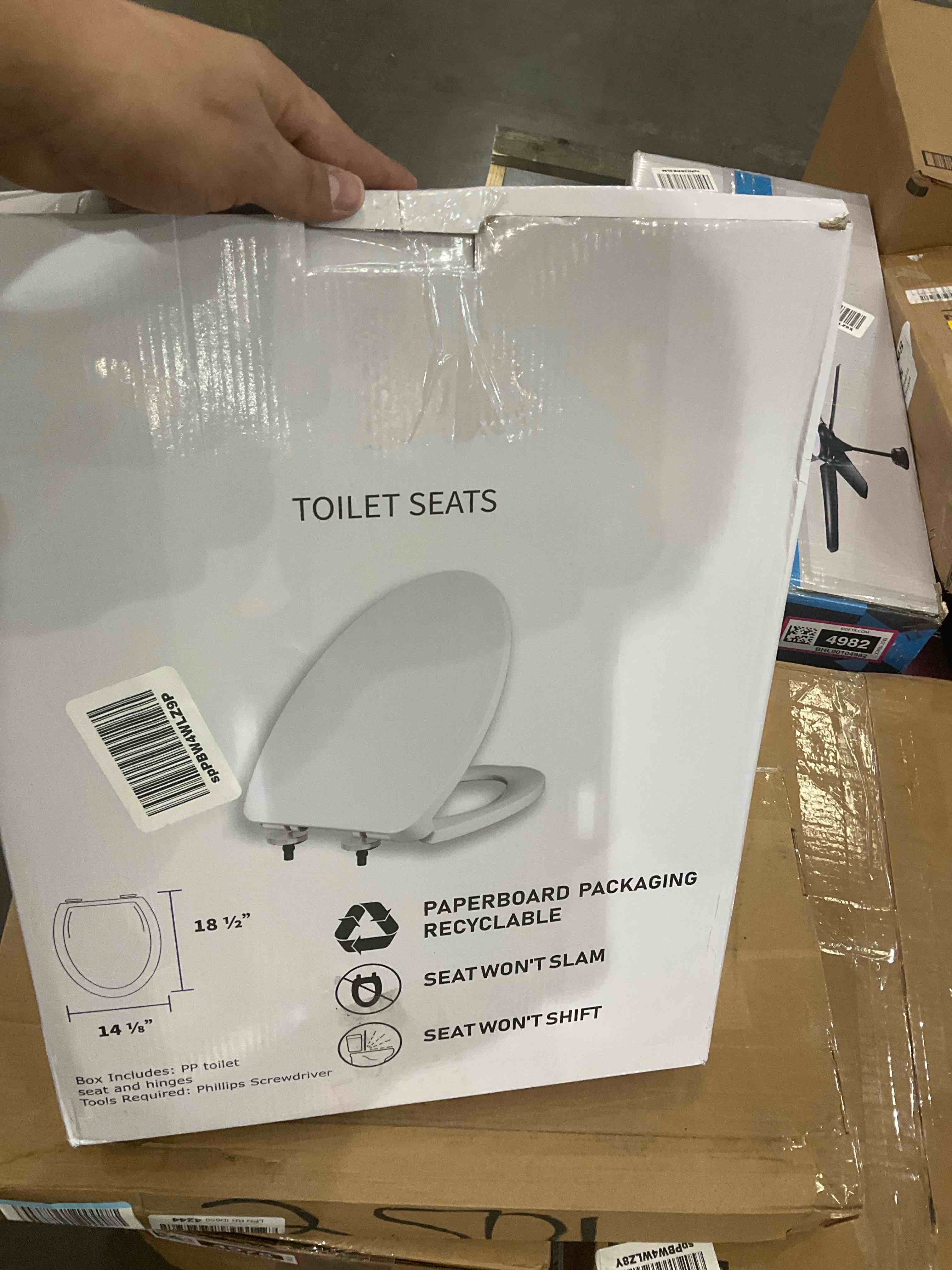 https://s3.amazonaws.com/lotting-images-prod/BargainHunt/BHL00104990_1708108058319.jpeg