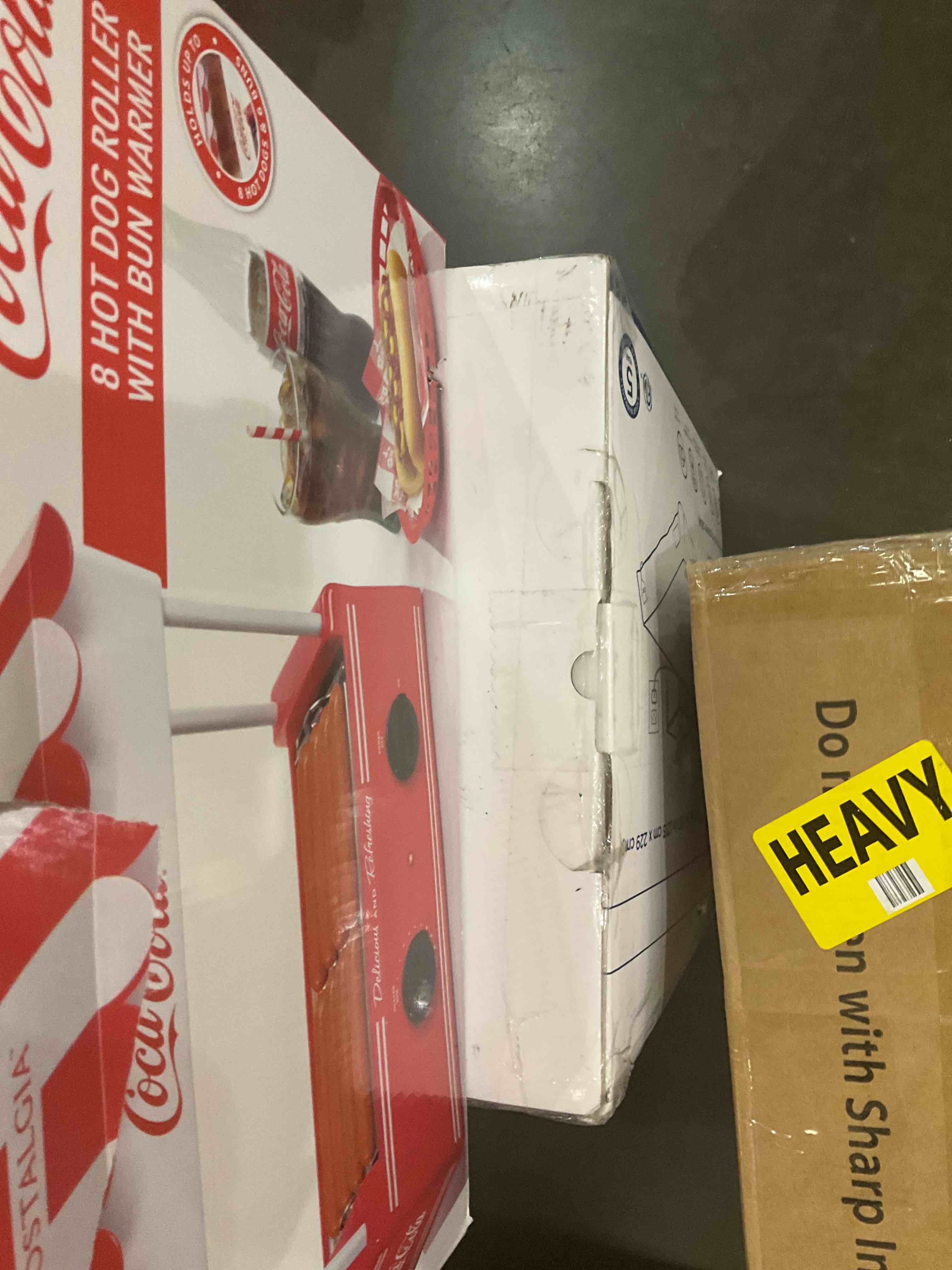 https://s3.amazonaws.com/lotting-images-prod/BargainHunt/BHL00104997_1708109025876.jpeg