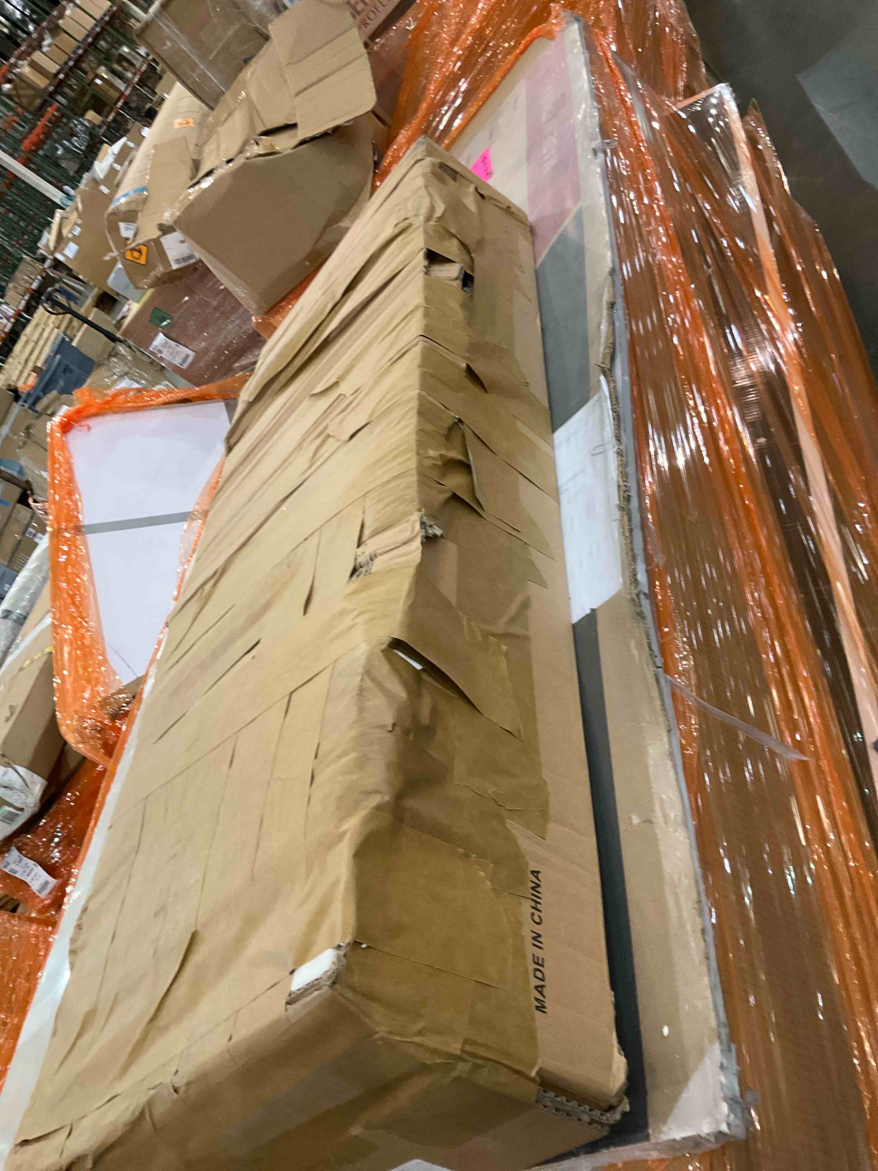 https://s3.amazonaws.com/lotting-images-prod/BargainHunt/BHL00105181_1712243516568.jpeg
