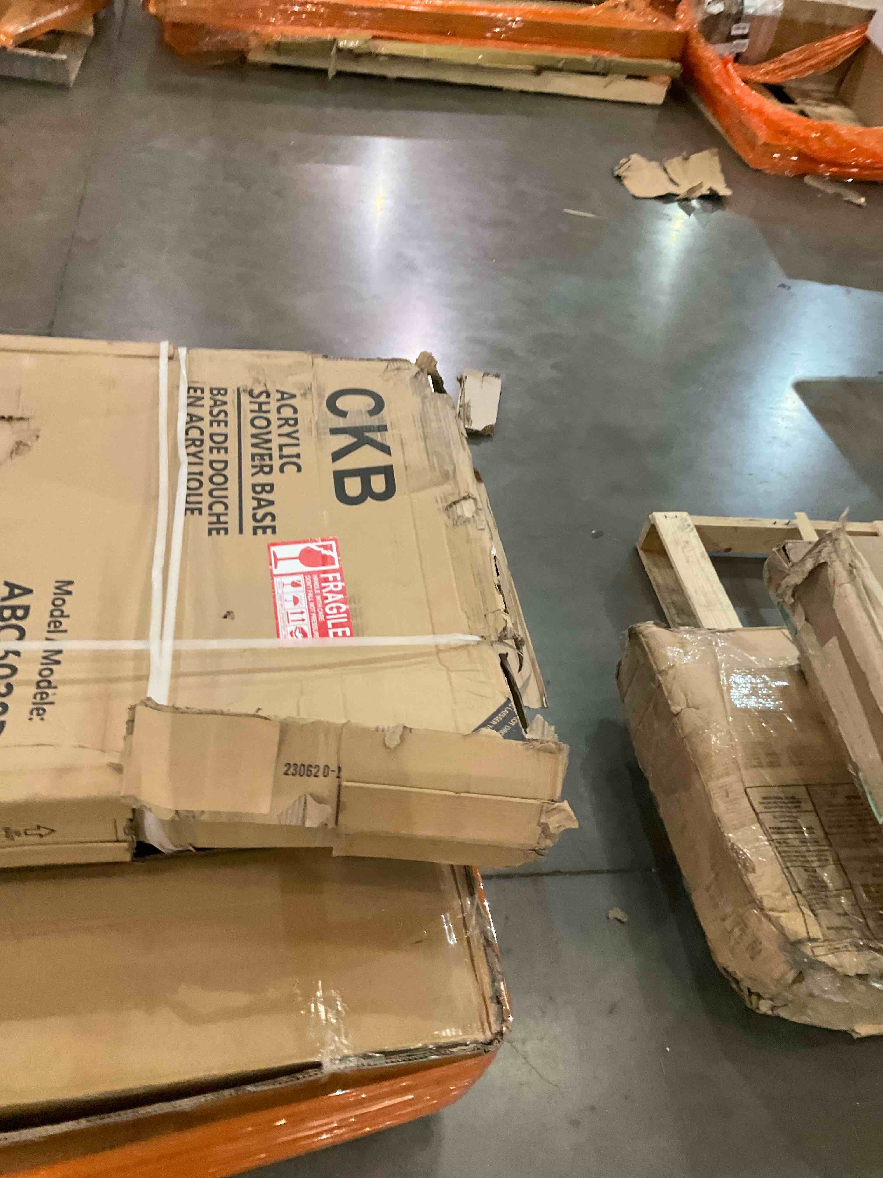 https://s3.amazonaws.com/lotting-images-prod/BargainHunt/BHL00105191_1712250046602.jpeg