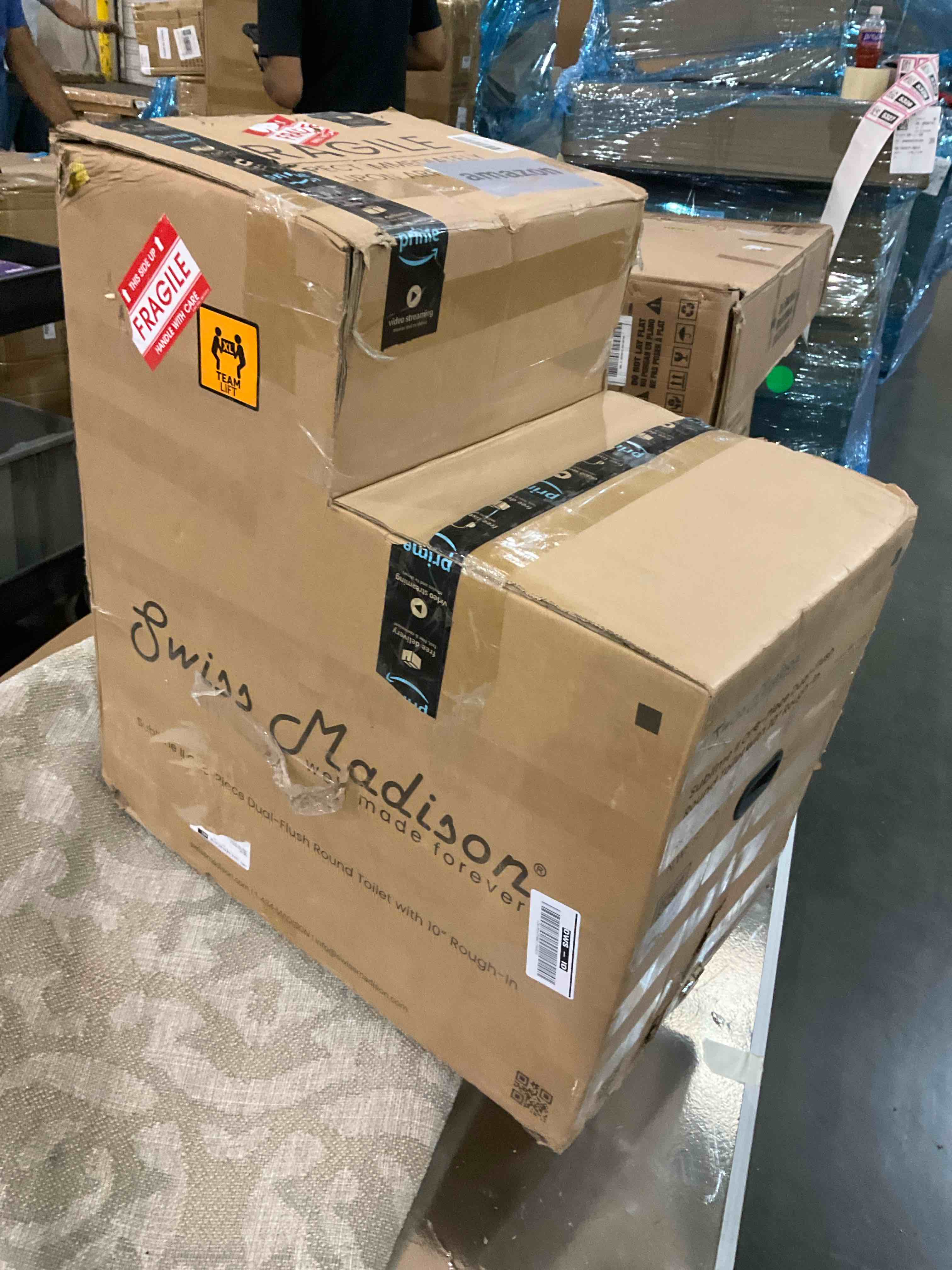 https://s3.amazonaws.com/lotting-images-prod/BargainHunt/BHL00105326_1714137552292.jpeg