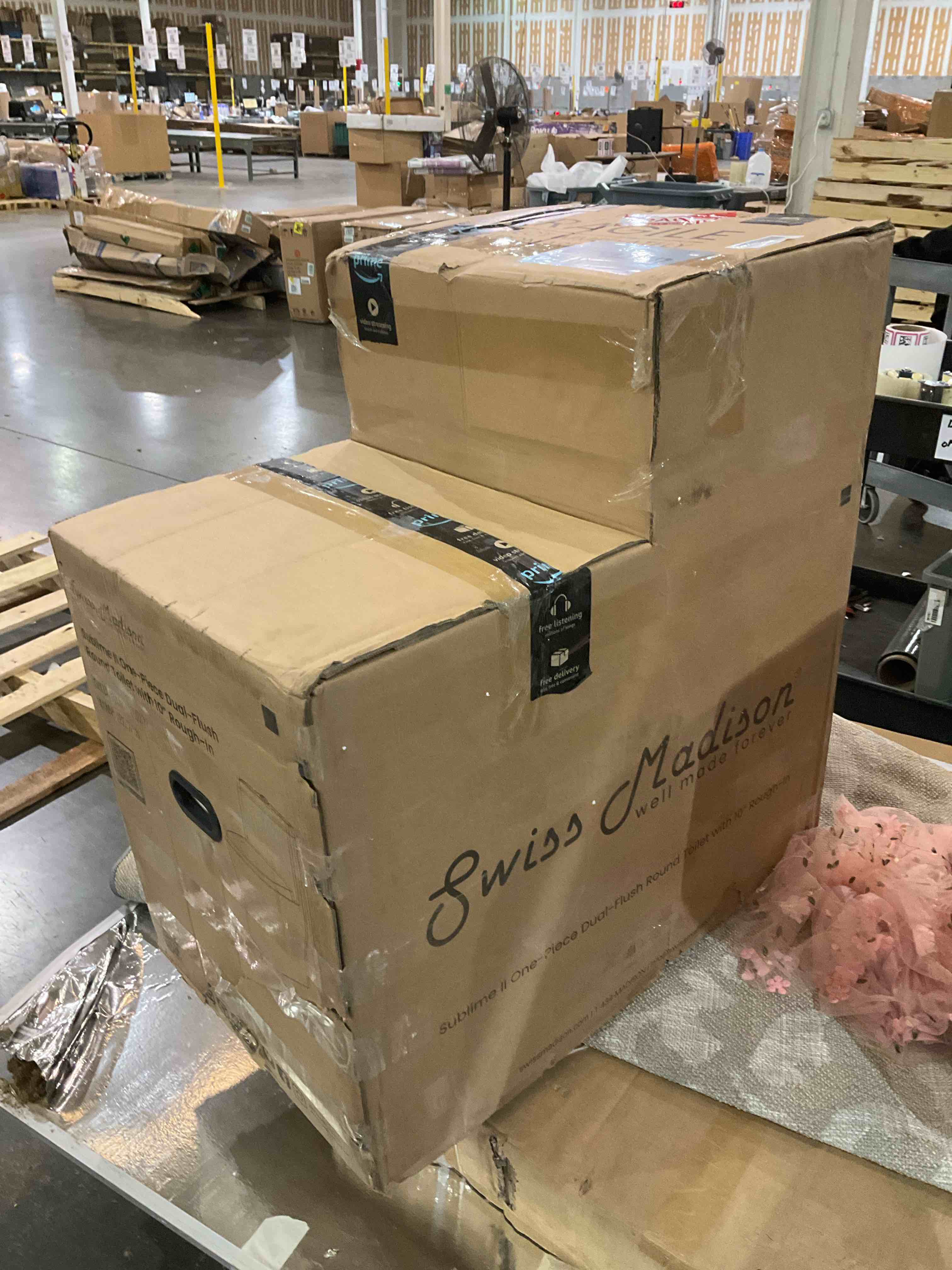 https://s3.amazonaws.com/lotting-images-prod/BargainHunt/BHL00105326_1714137559228.jpeg