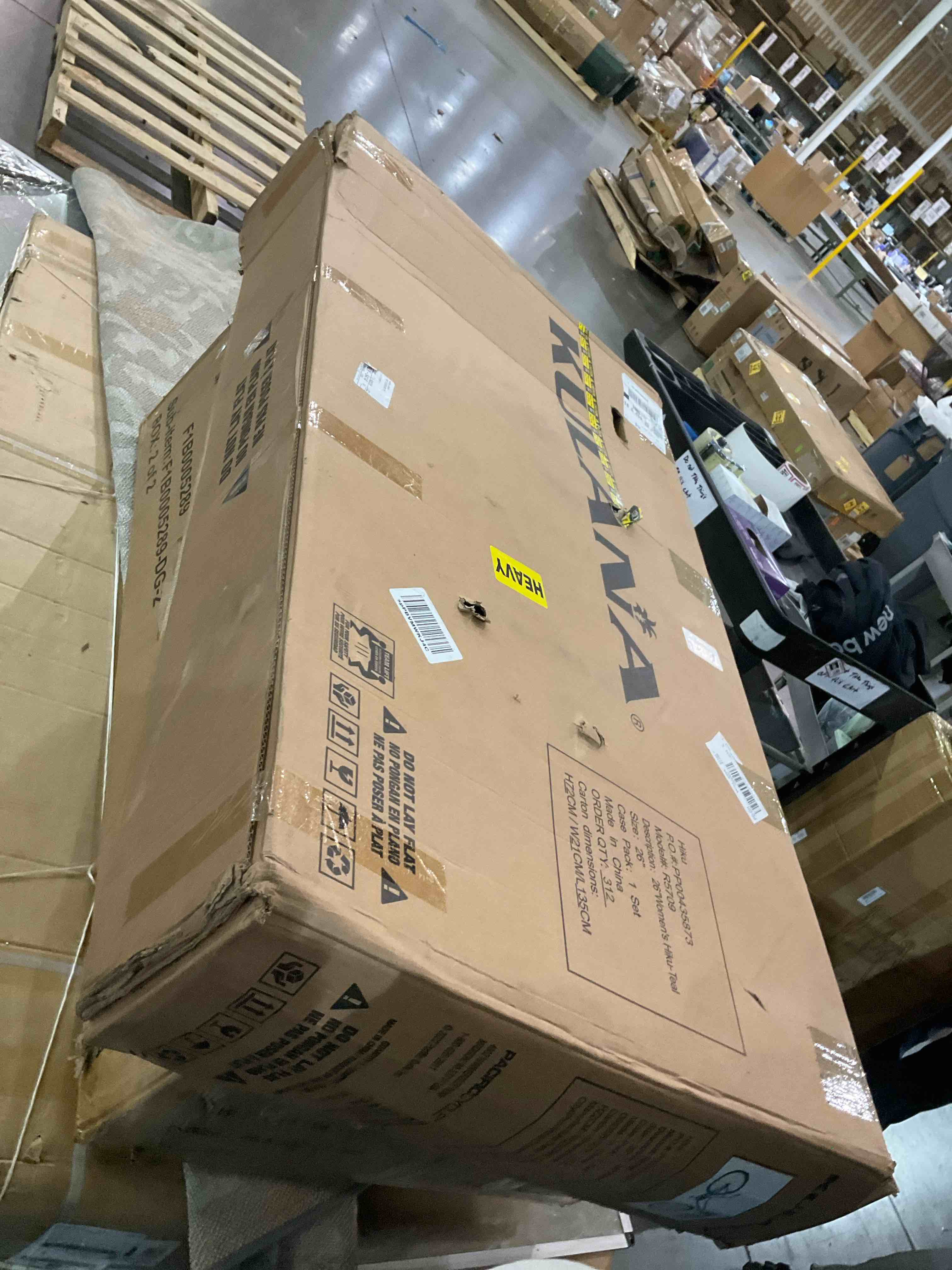 https://s3.amazonaws.com/lotting-images-prod/BargainHunt/BHL00105327_1714137768236.jpeg