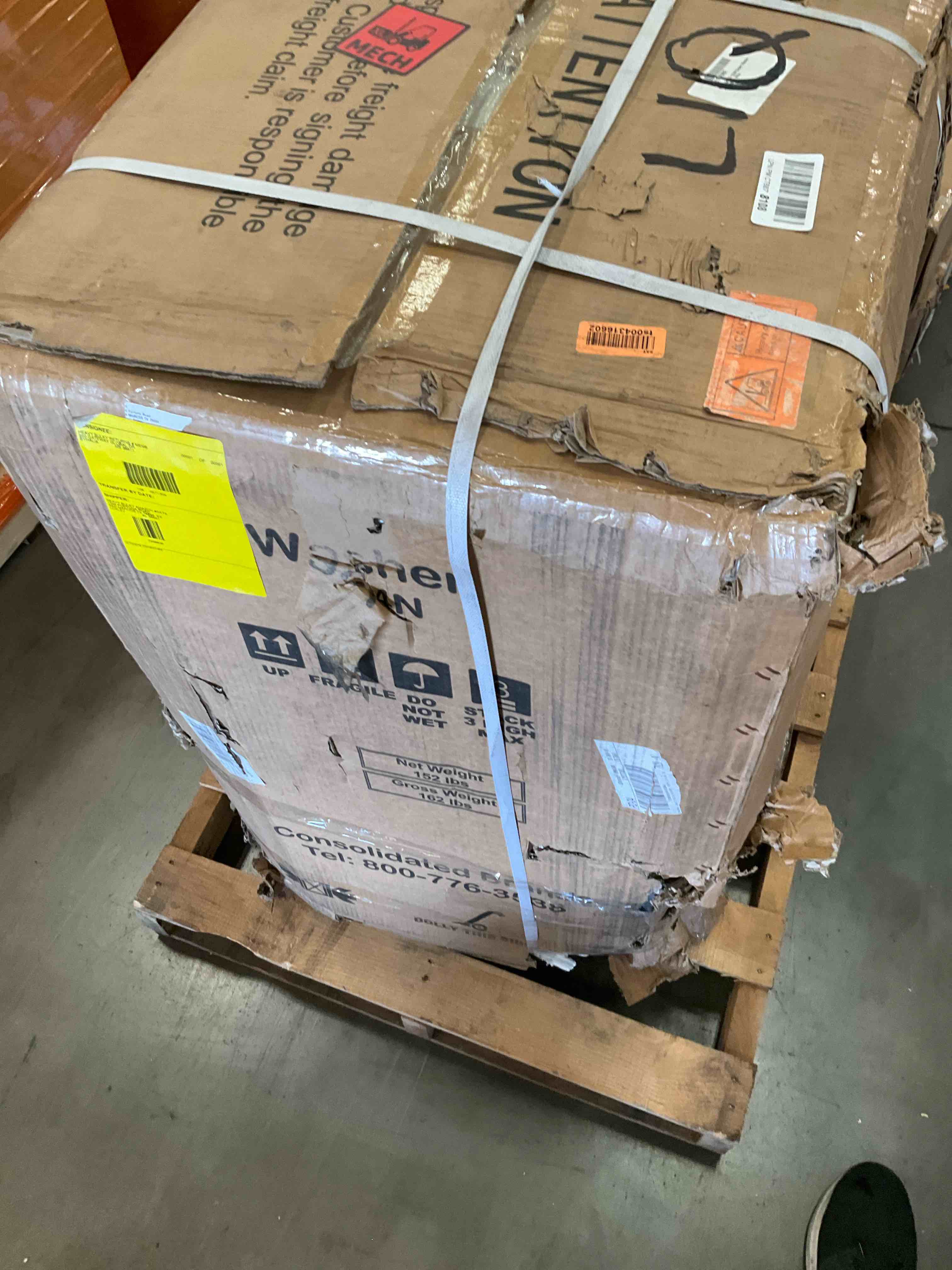 https://s3.amazonaws.com/lotting-images-prod/BargainHunt/BHL00105937_1719332068387.jpeg