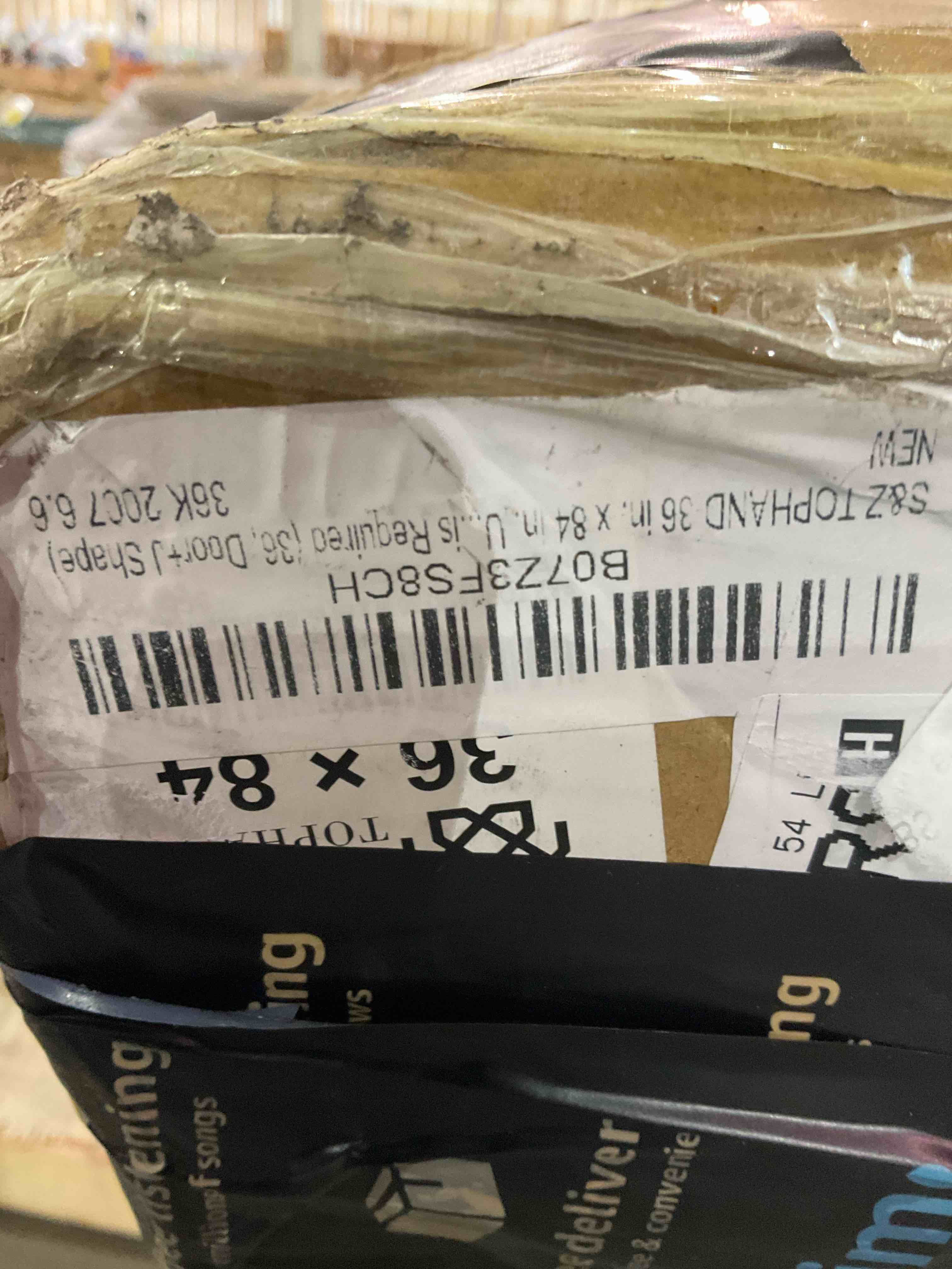 https://s3.amazonaws.com/lotting-images-prod/BargainHunt/BHL00106063_1709730970720.jpeg