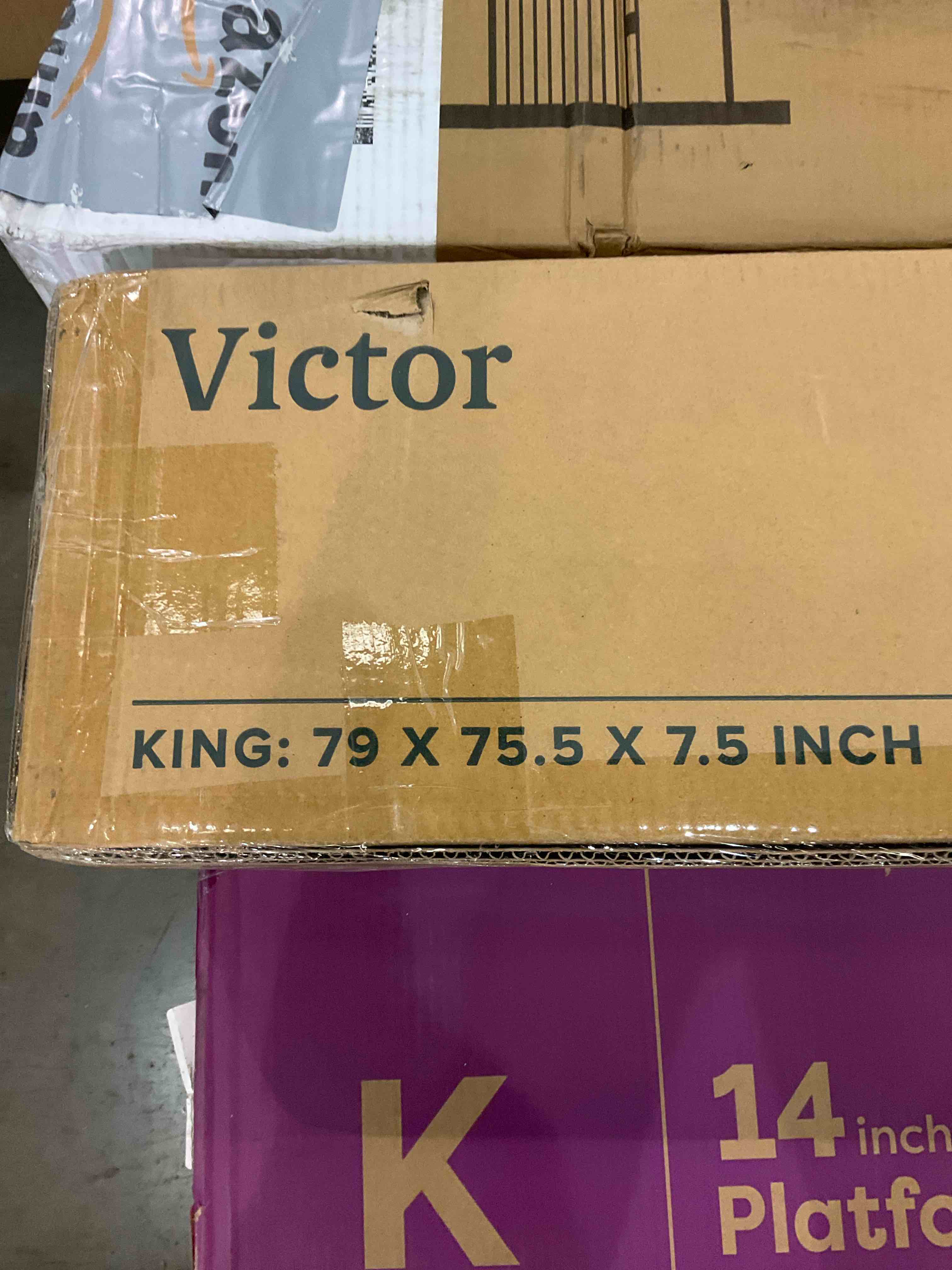 https://s3.amazonaws.com/lotting-images-prod/BargainHunt/BHL00106116_1709755739602.jpeg