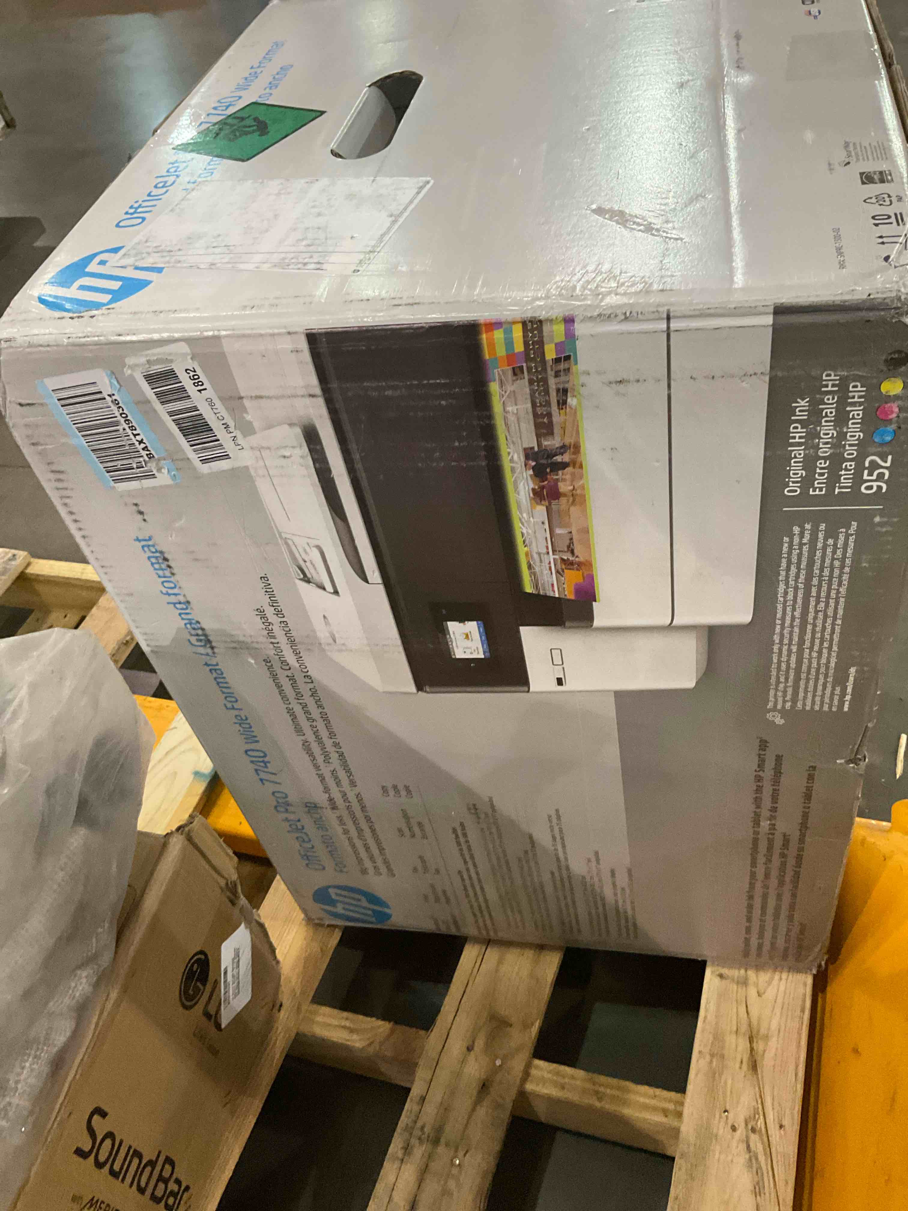 https://s3.amazonaws.com/lotting-images-prod/BargainHunt/BHL00106124_1709814284641.jpeg