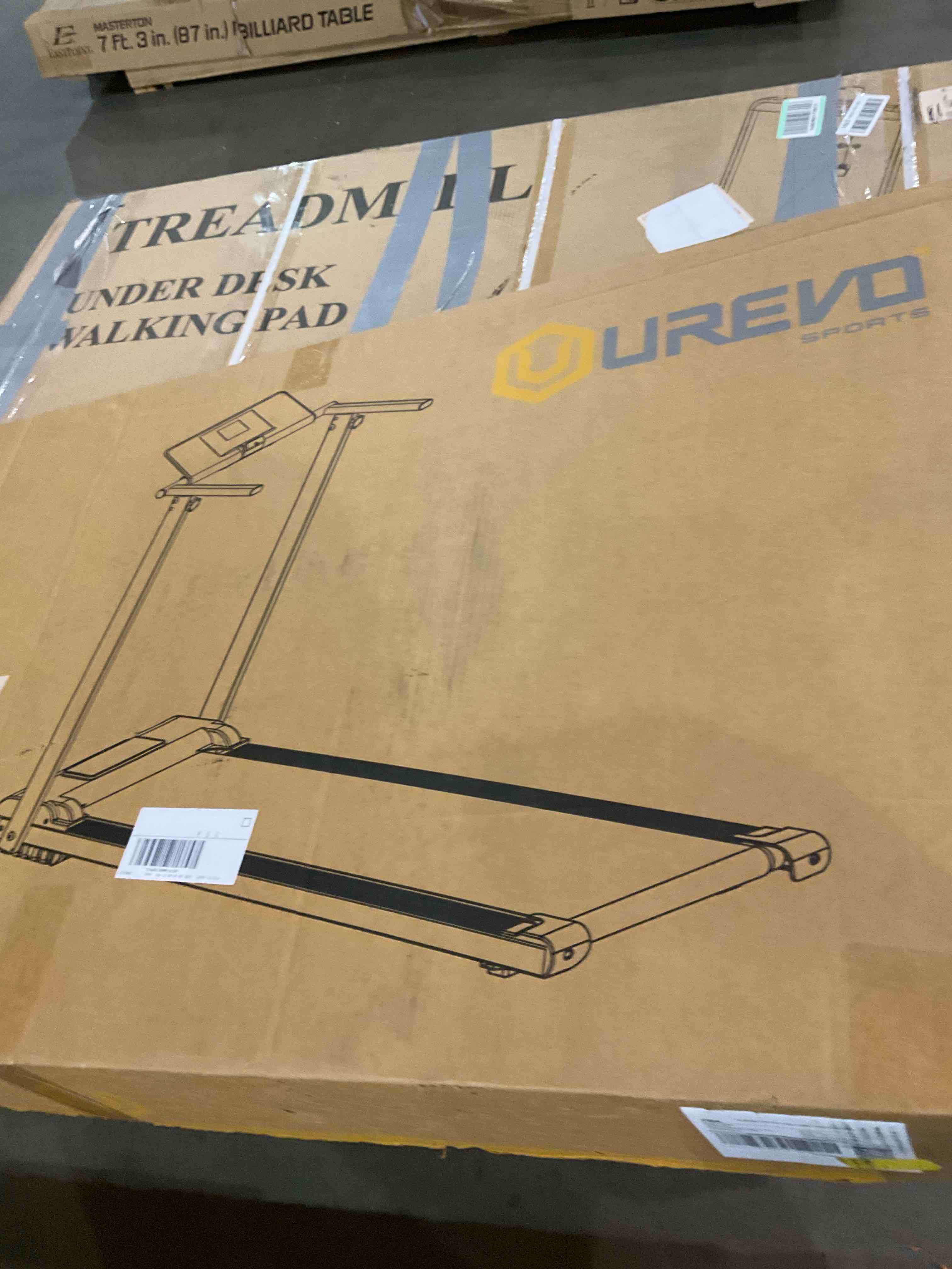 https://s3.amazonaws.com/lotting-images-prod/BargainHunt/BHL00106128_1709815427992.jpeg