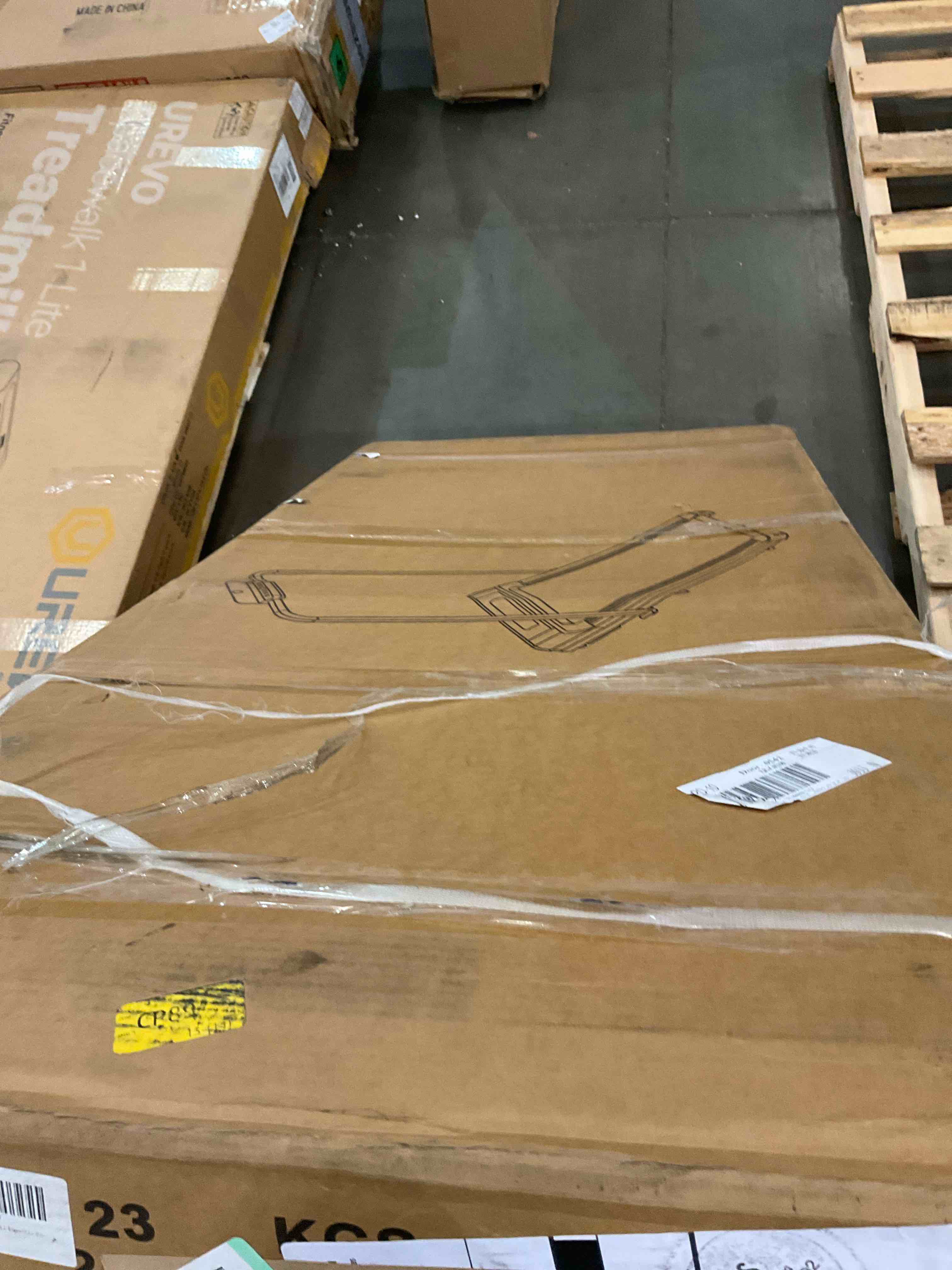 https://s3.amazonaws.com/lotting-images-prod/BargainHunt/BHL00106149_1709822148047.jpeg