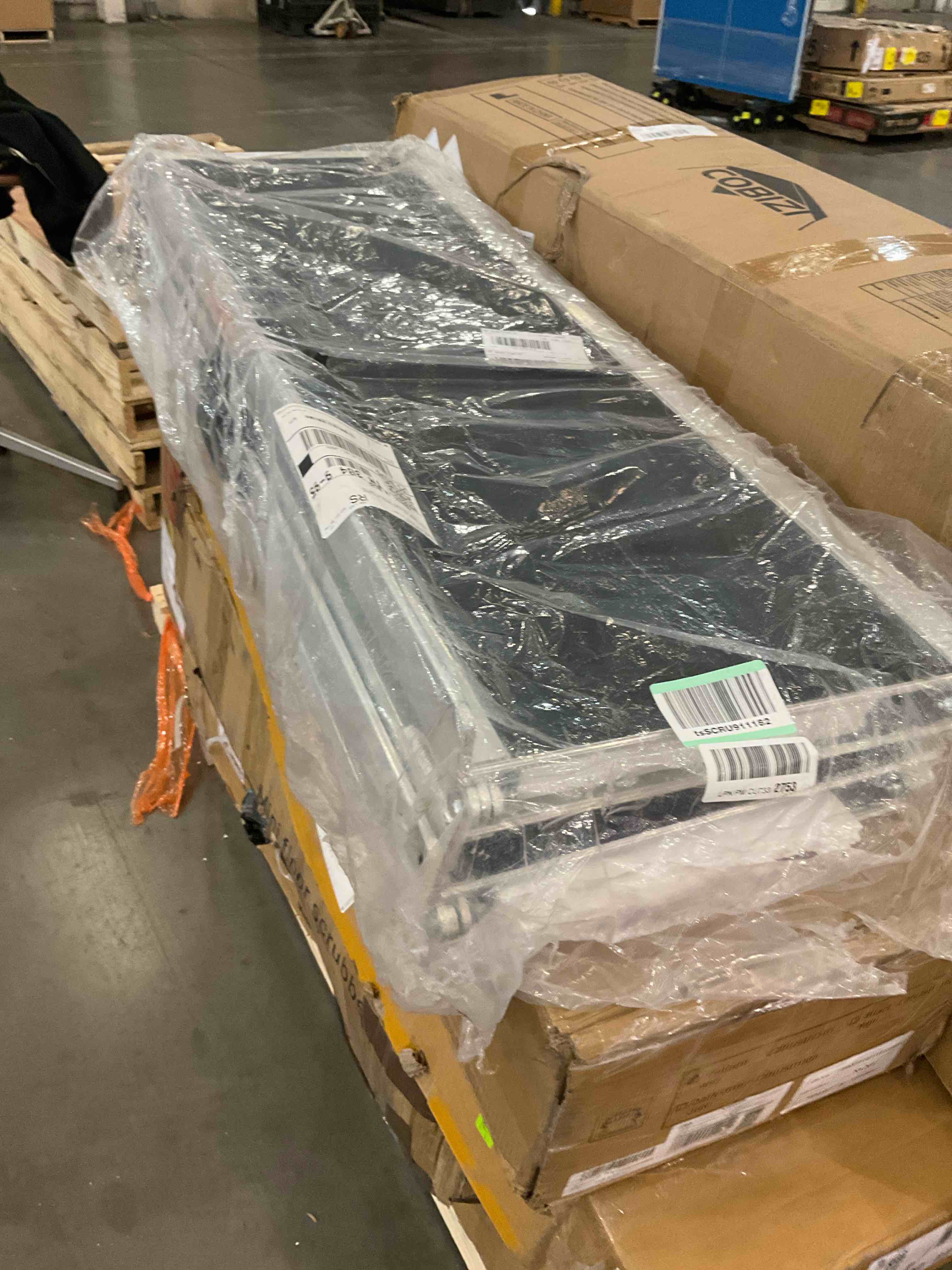 https://s3.amazonaws.com/lotting-images-prod/BargainHunt/BHL00106154_1709824014057.jpeg