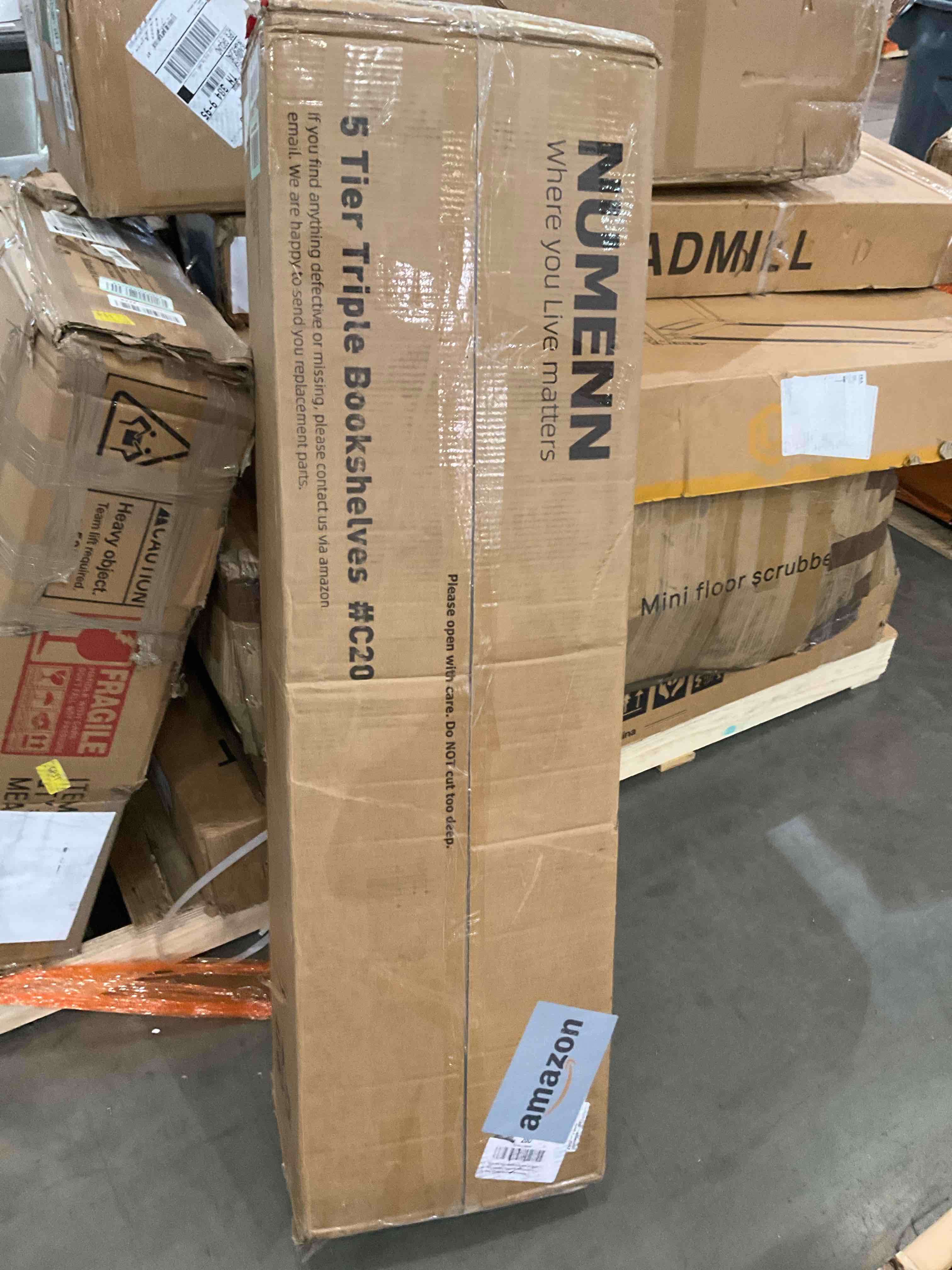 https://s3.amazonaws.com/lotting-images-prod/BargainHunt/BHL00106155_1709824201007.jpeg