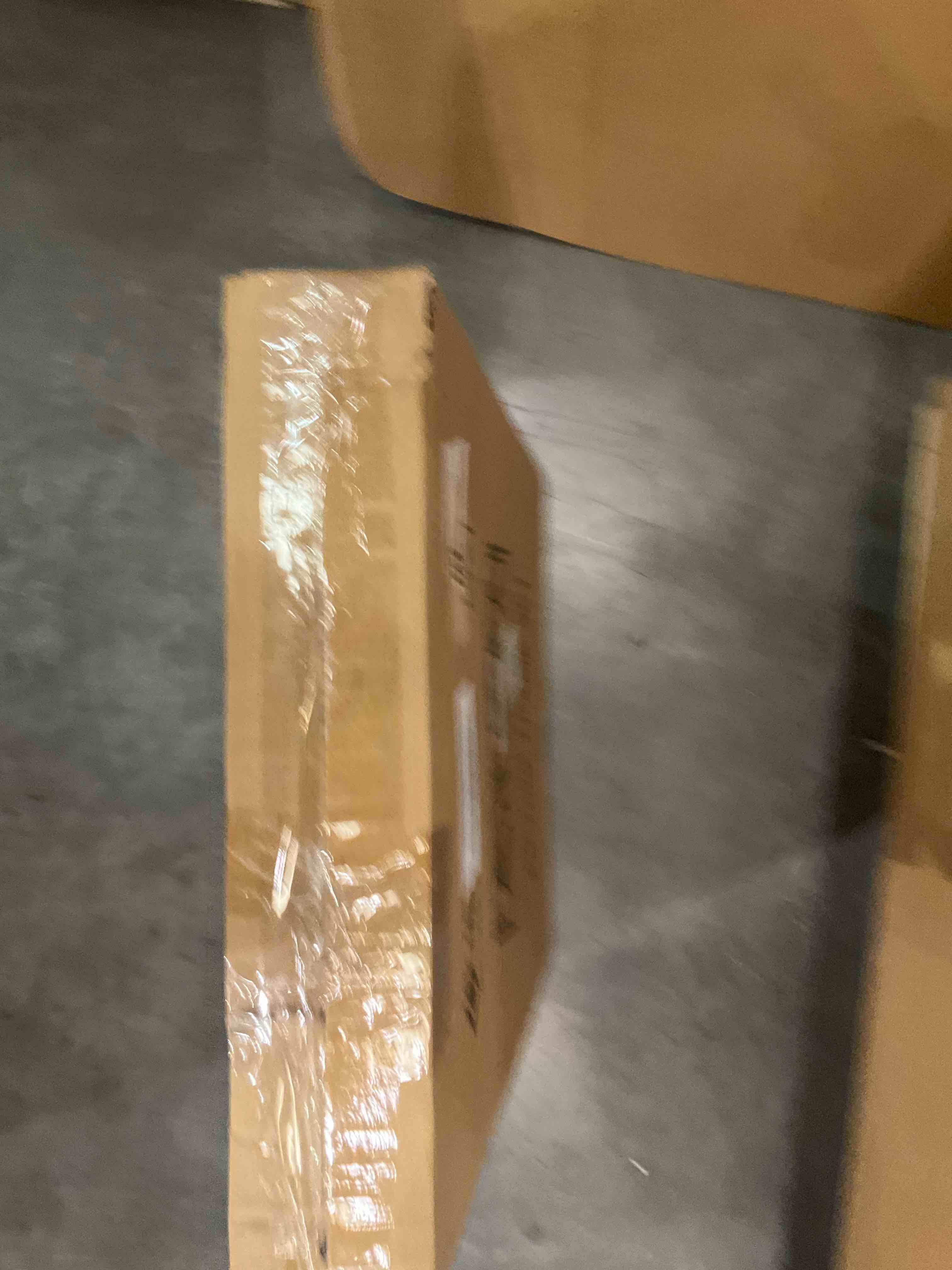 https://s3.amazonaws.com/lotting-images-prod/BargainHunt/BHL00108129_1706643951013.jpeg