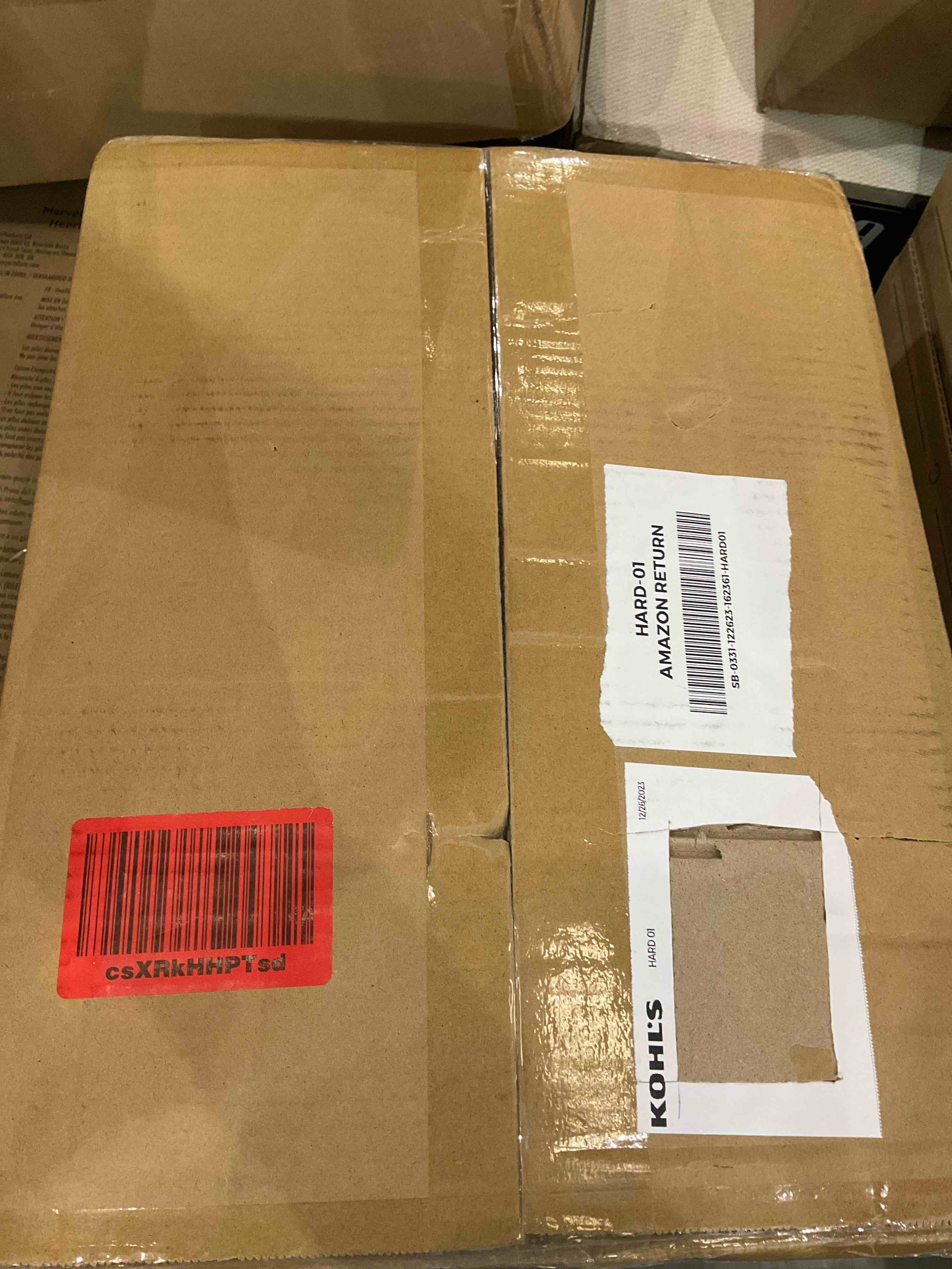 https://s3.amazonaws.com/lotting-images-prod/BargainHunt/BHL00108135_1706645362523.jpeg