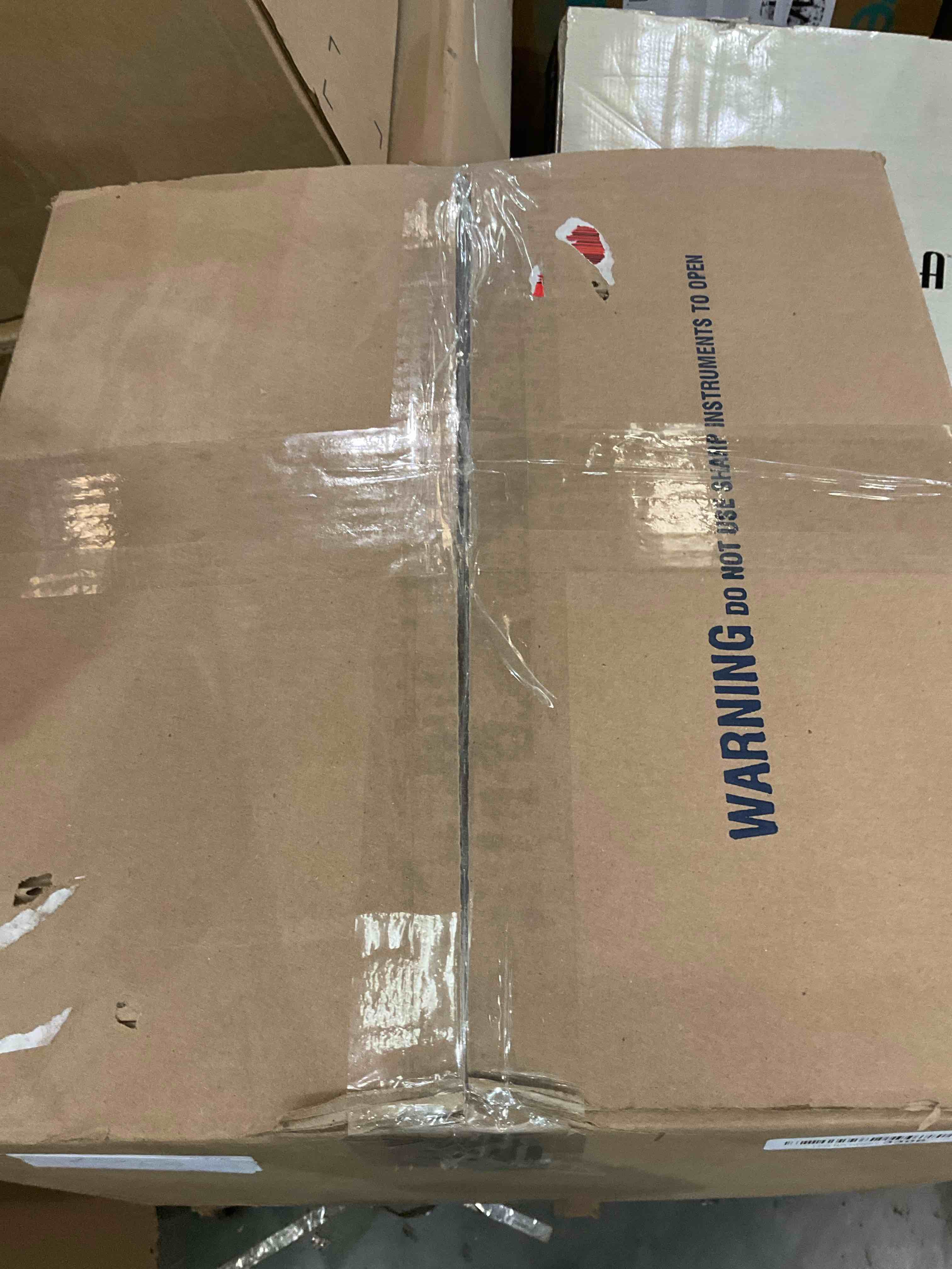 https://s3.amazonaws.com/lotting-images-prod/BargainHunt/BHL00108137_1706645529839.jpeg