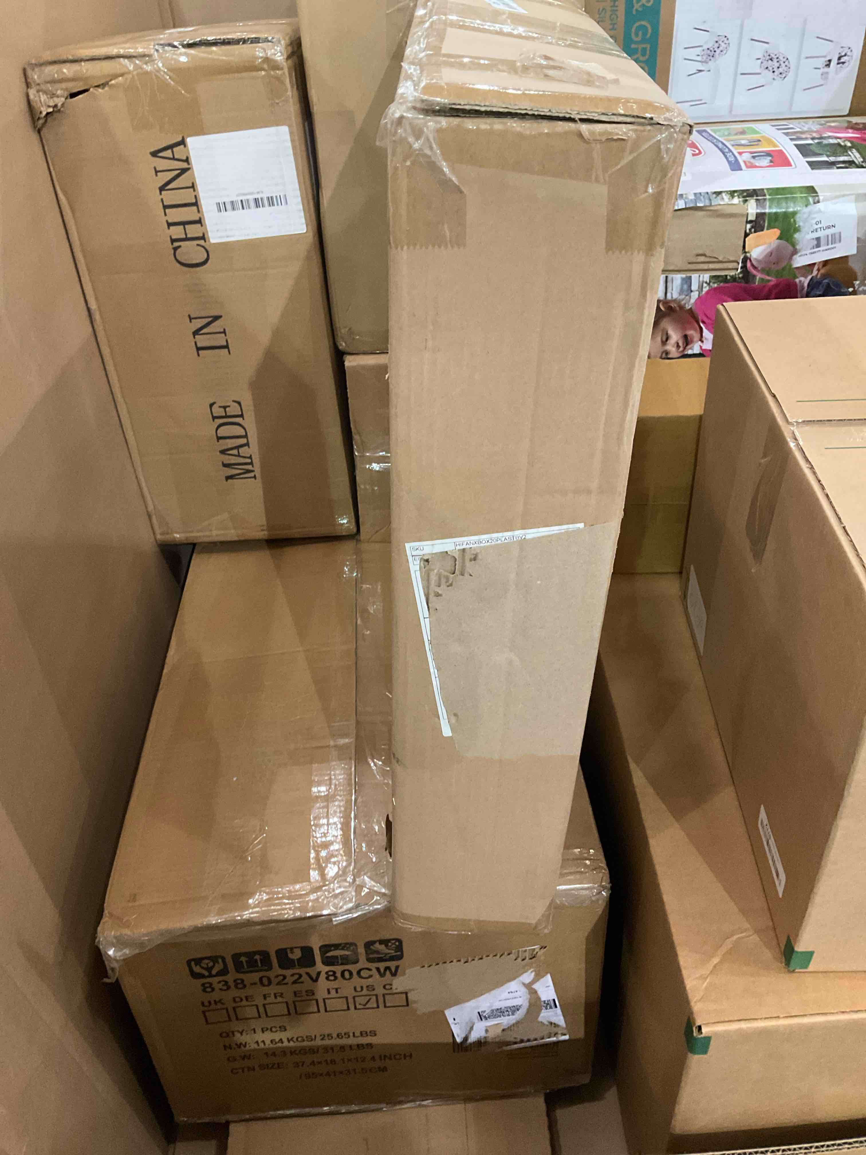 https://s3.amazonaws.com/lotting-images-prod/BargainHunt/BHL00108142_1706645992665.jpeg