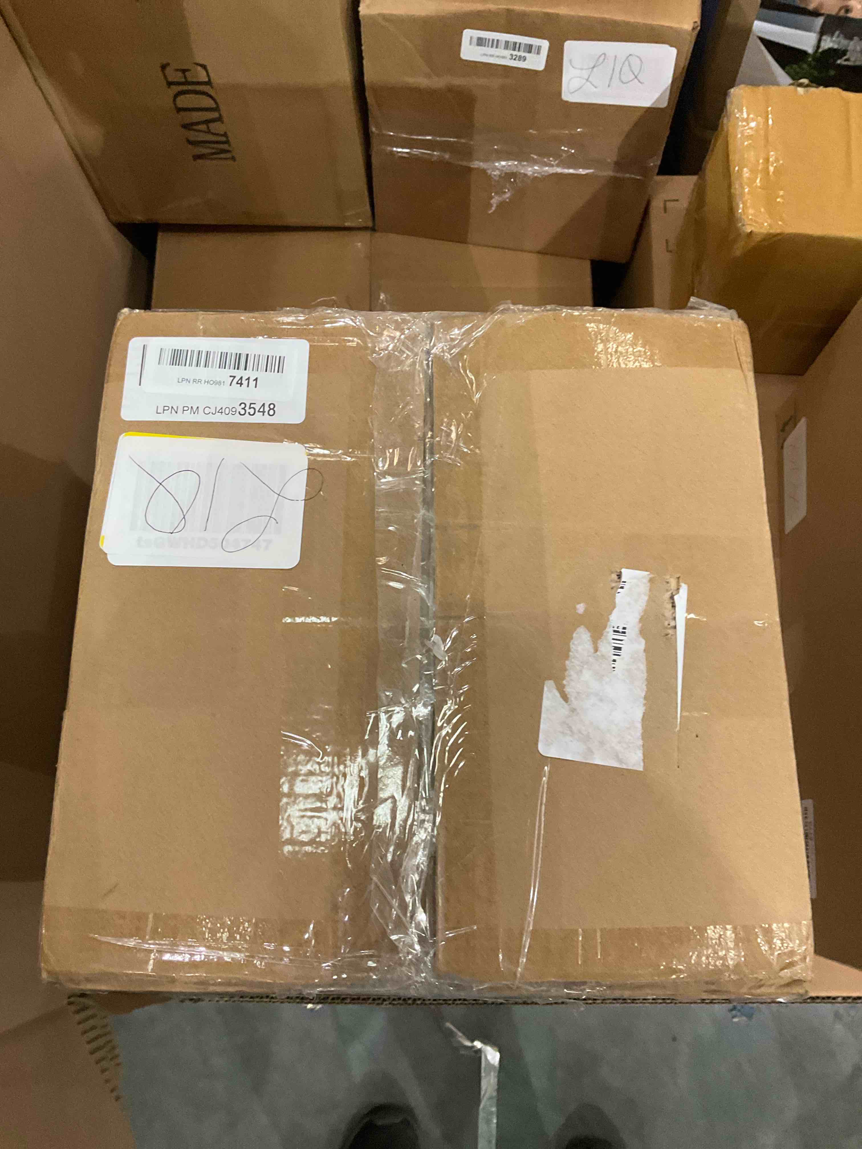 https://s3.amazonaws.com/lotting-images-prod/BargainHunt/BHL00108143_1706646067715.jpeg