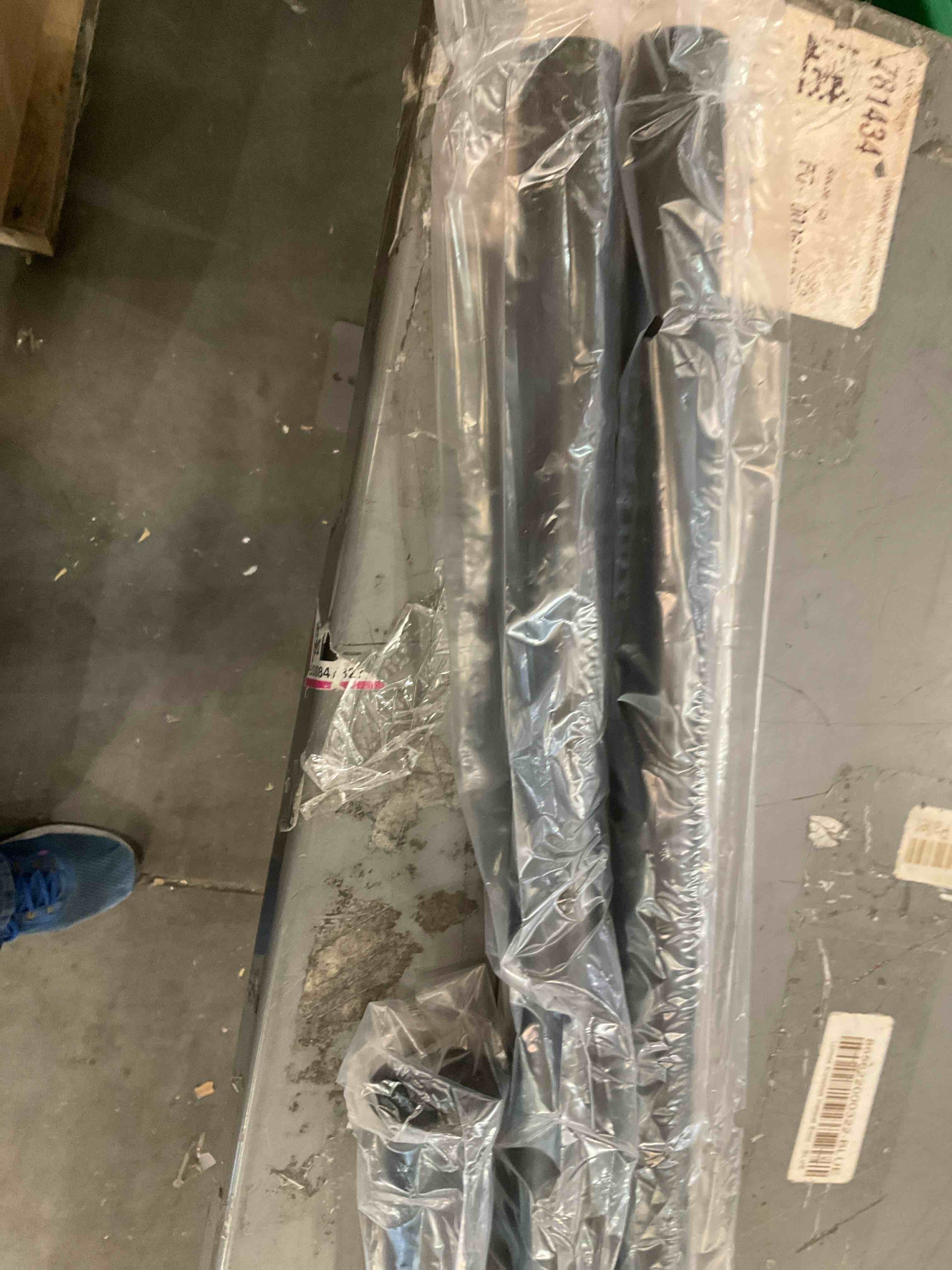 https://s3.amazonaws.com/lotting-images-prod/BargainHunt/BHL00108397_1706896500169.jpeg
