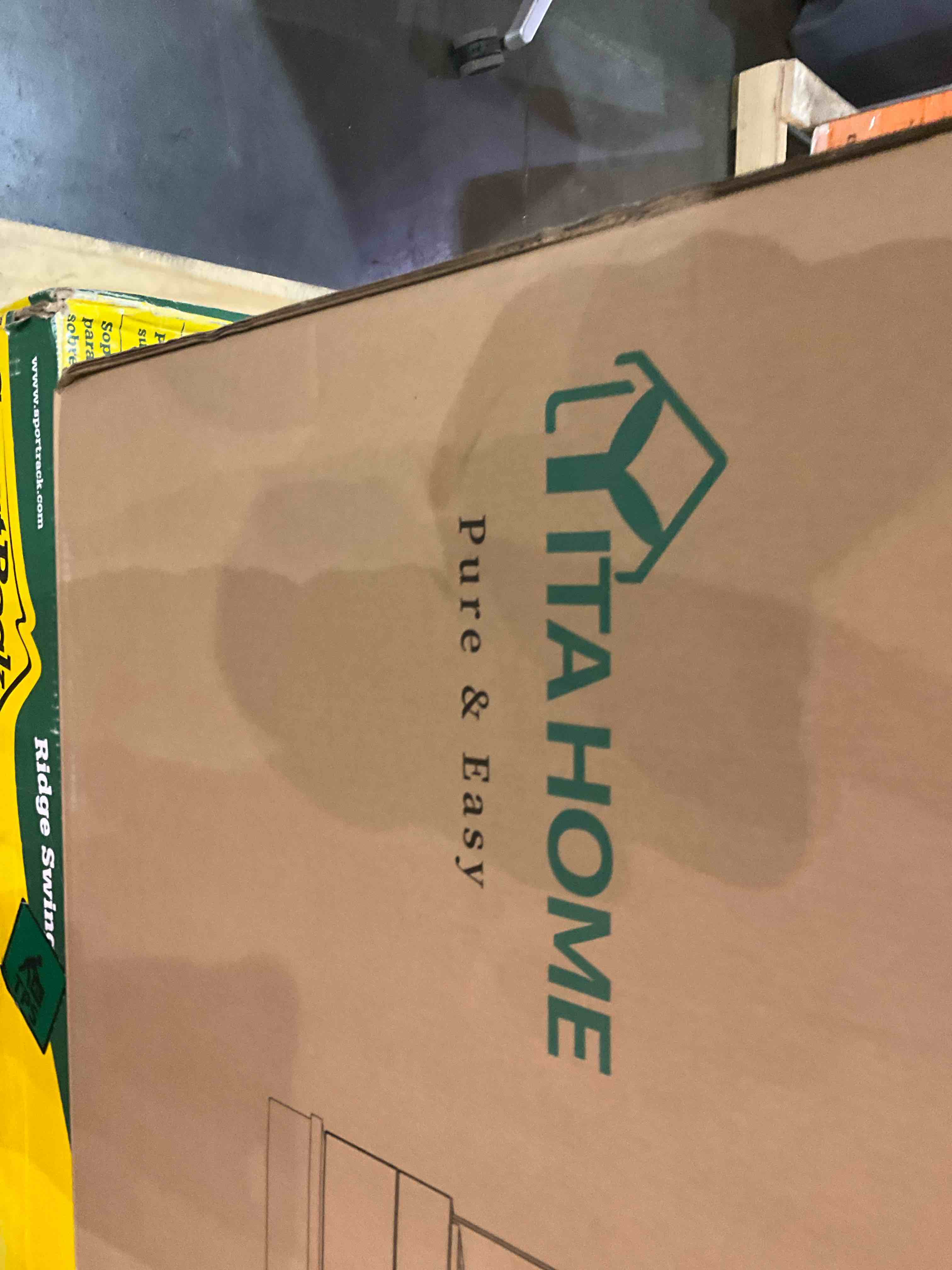 https://s3.amazonaws.com/lotting-images-prod/BargainHunt/BHL00108439_1707135960934.jpeg