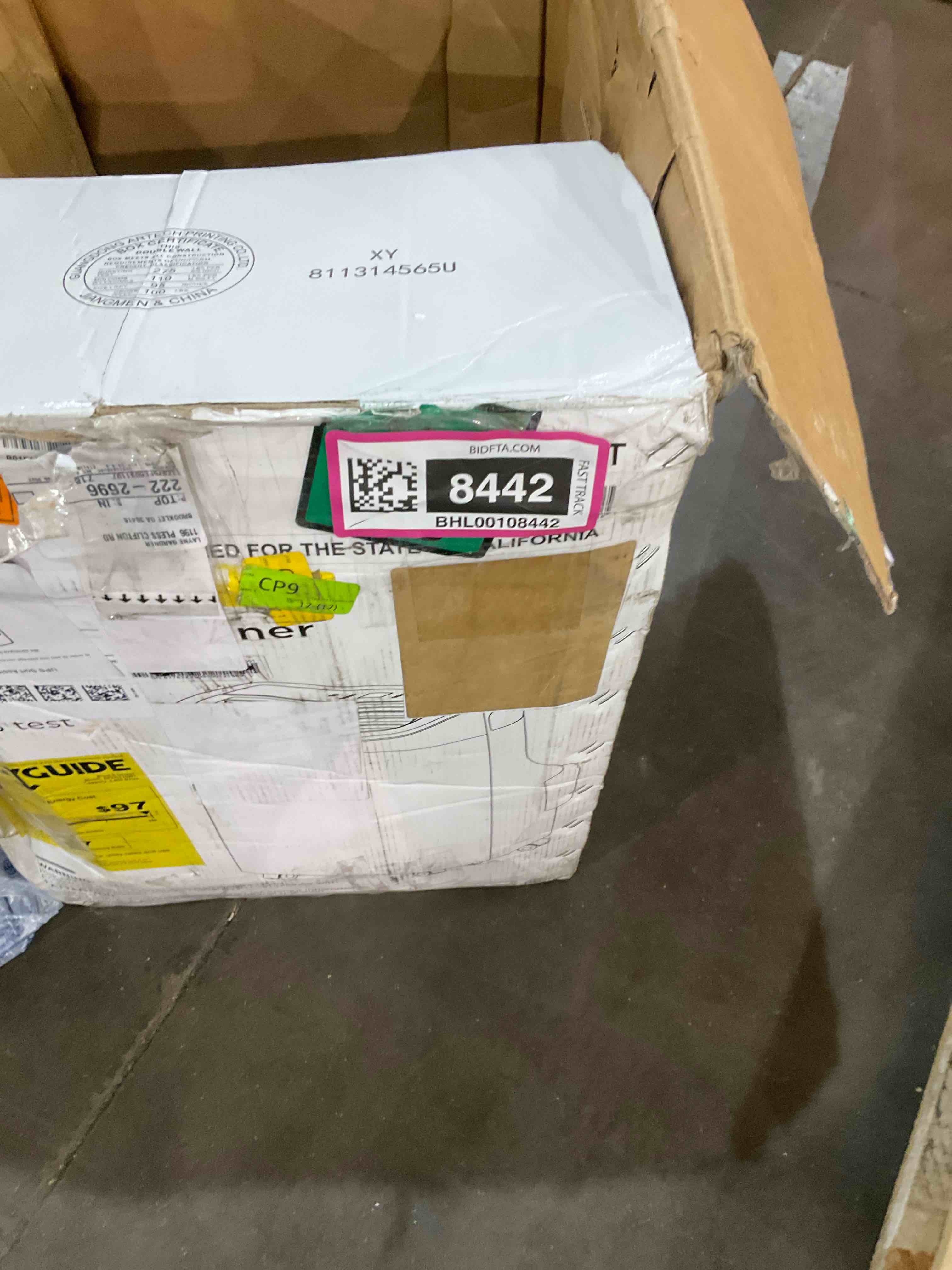 https://s3.amazonaws.com/lotting-images-prod/BargainHunt/BHL00108442_1707136834832.jpeg