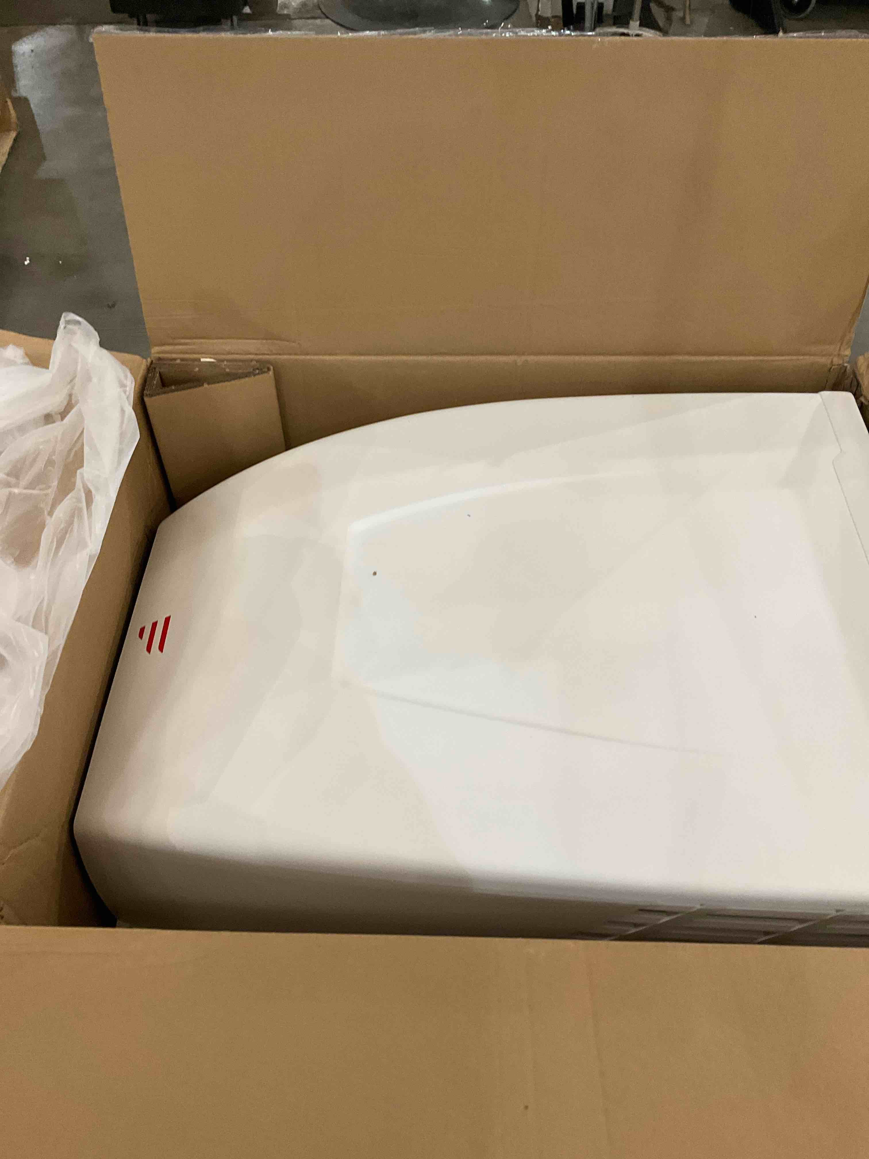 https://s3.amazonaws.com/lotting-images-prod/BargainHunt/BHL00108514_1710858373698.jpeg