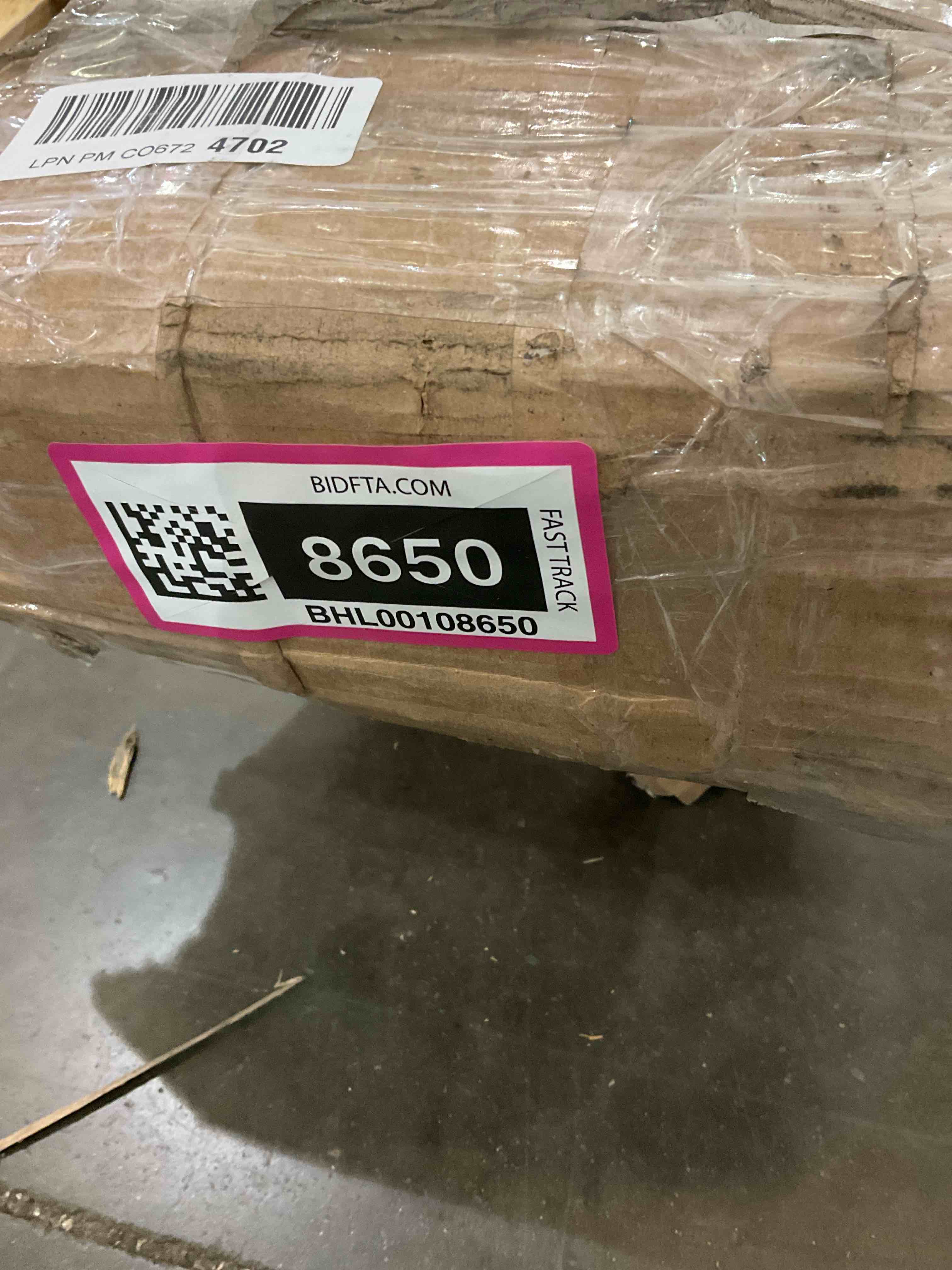 https://s3.amazonaws.com/lotting-images-prod/BargainHunt/BHL00108650_1712248984177.jpeg