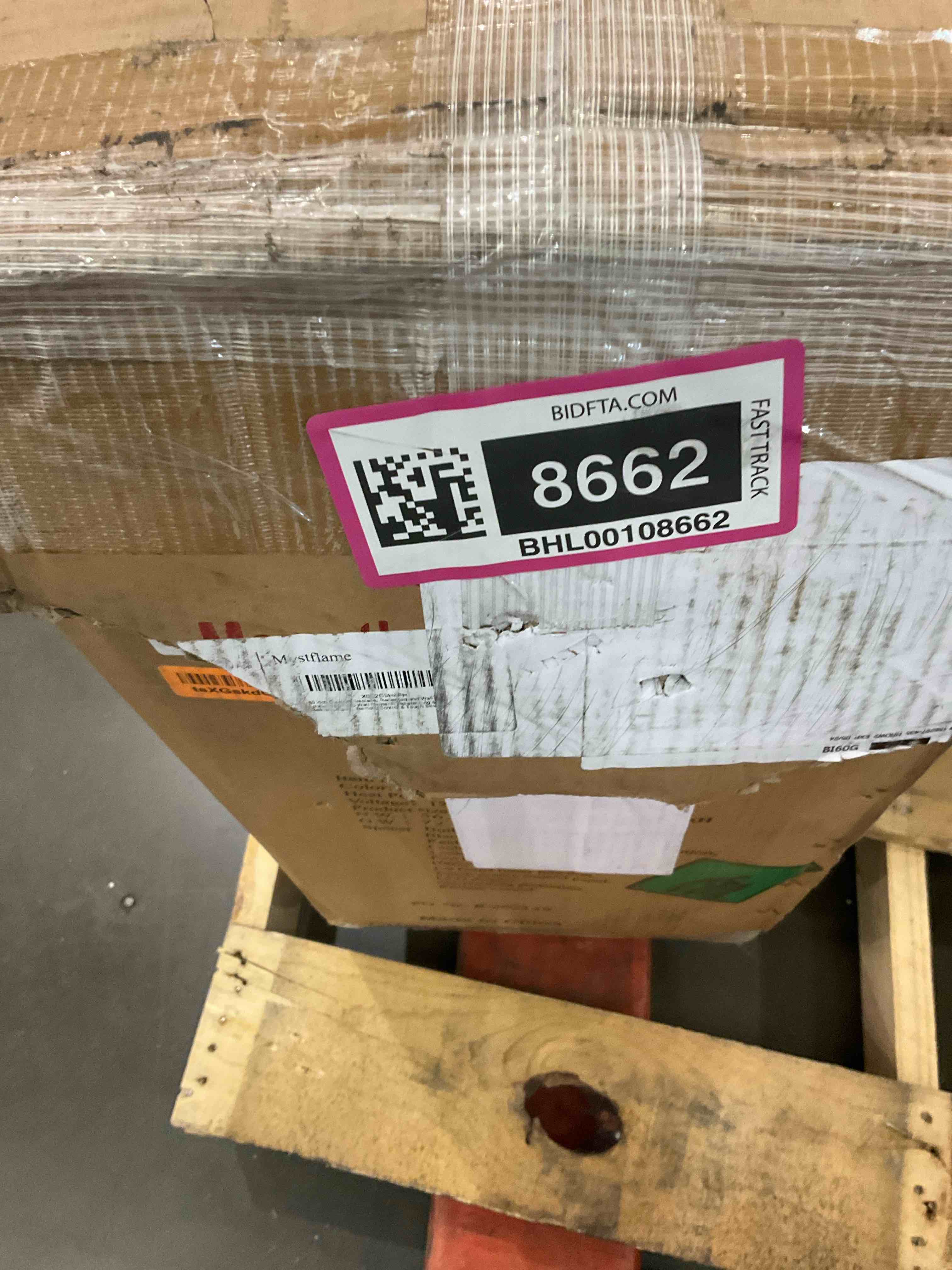 https://s3.amazonaws.com/lotting-images-prod/BargainHunt/BHL00108662_1712255108080.jpeg
