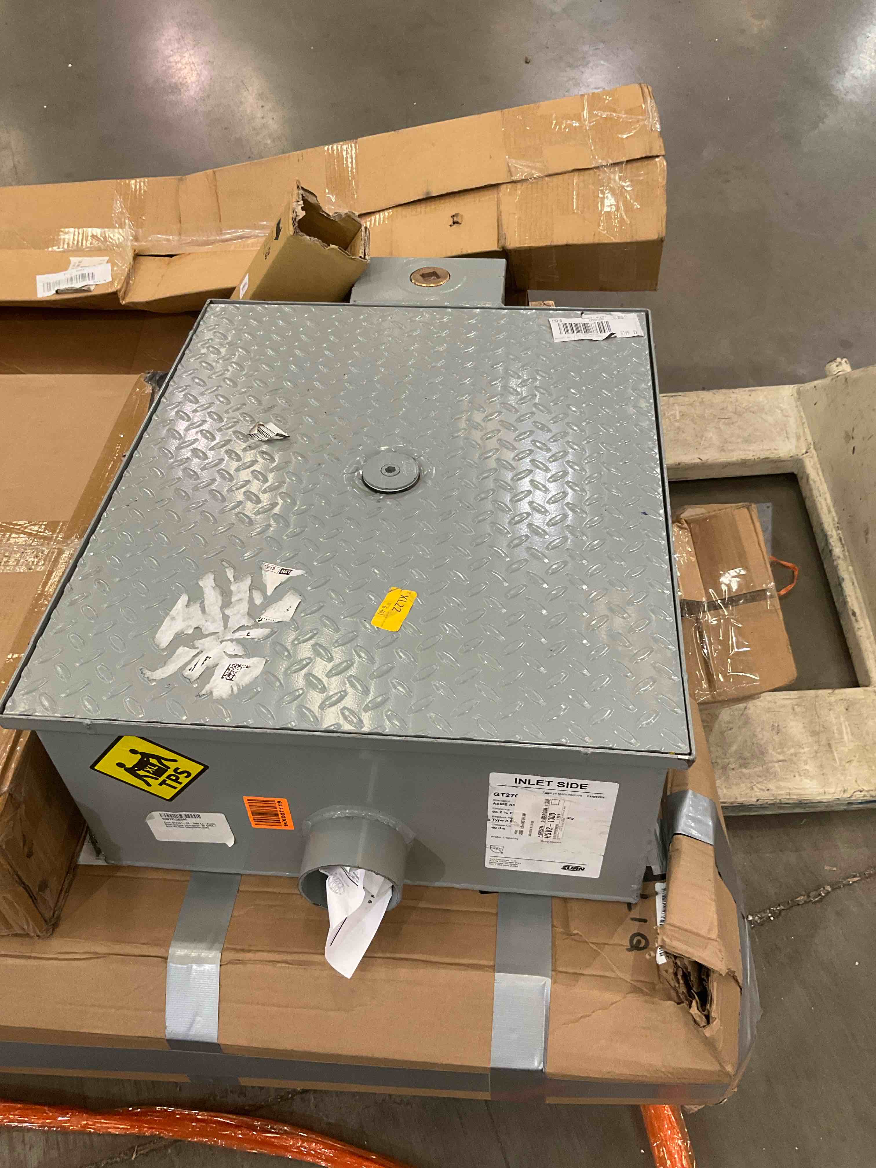 https://s3.amazonaws.com/lotting-images-prod/BargainHunt/BHL00108723_1713288108664.jpeg