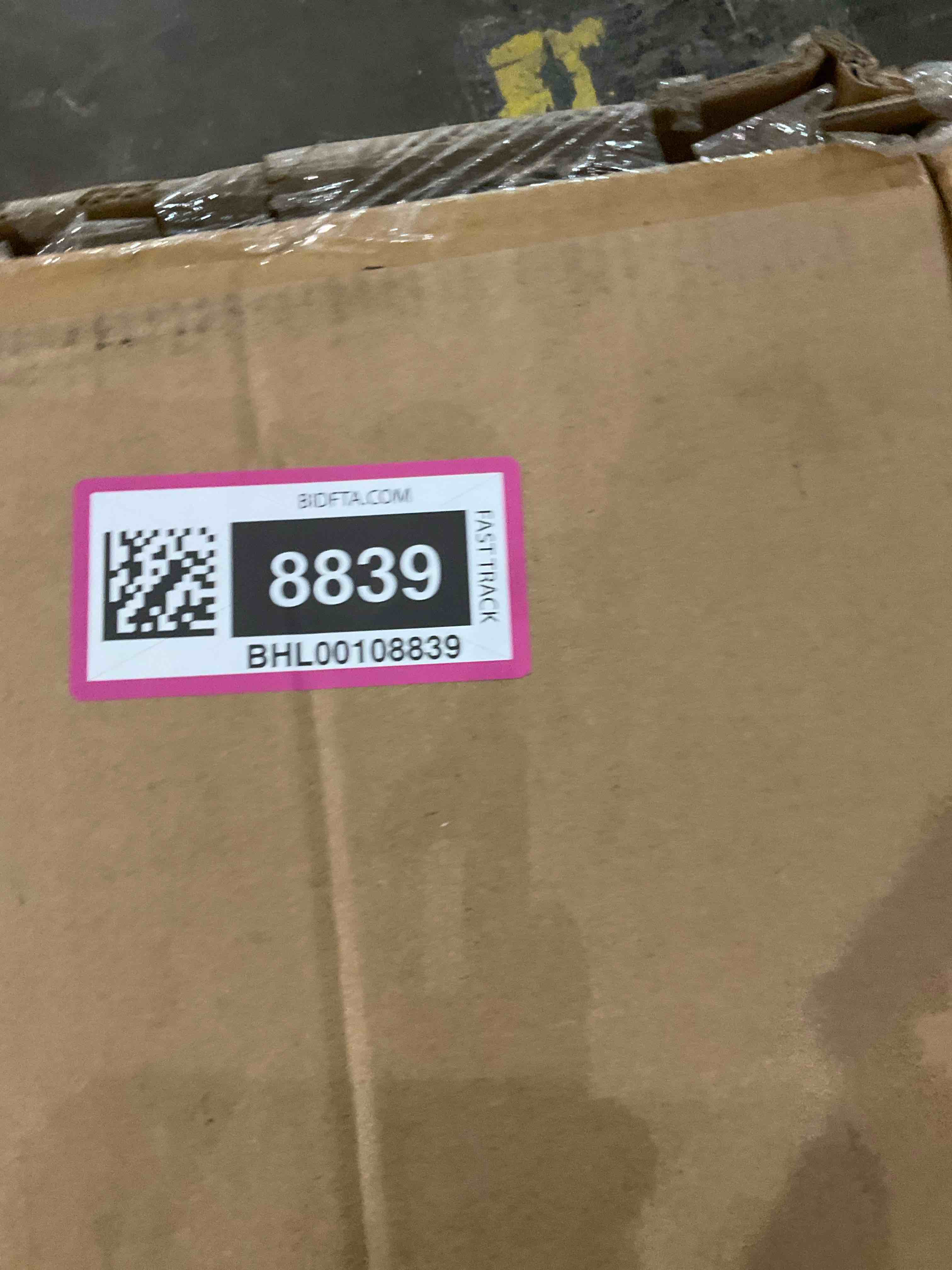 https://s3.amazonaws.com/lotting-images-prod/BargainHunt/BHL00108839_1714134358259.jpeg