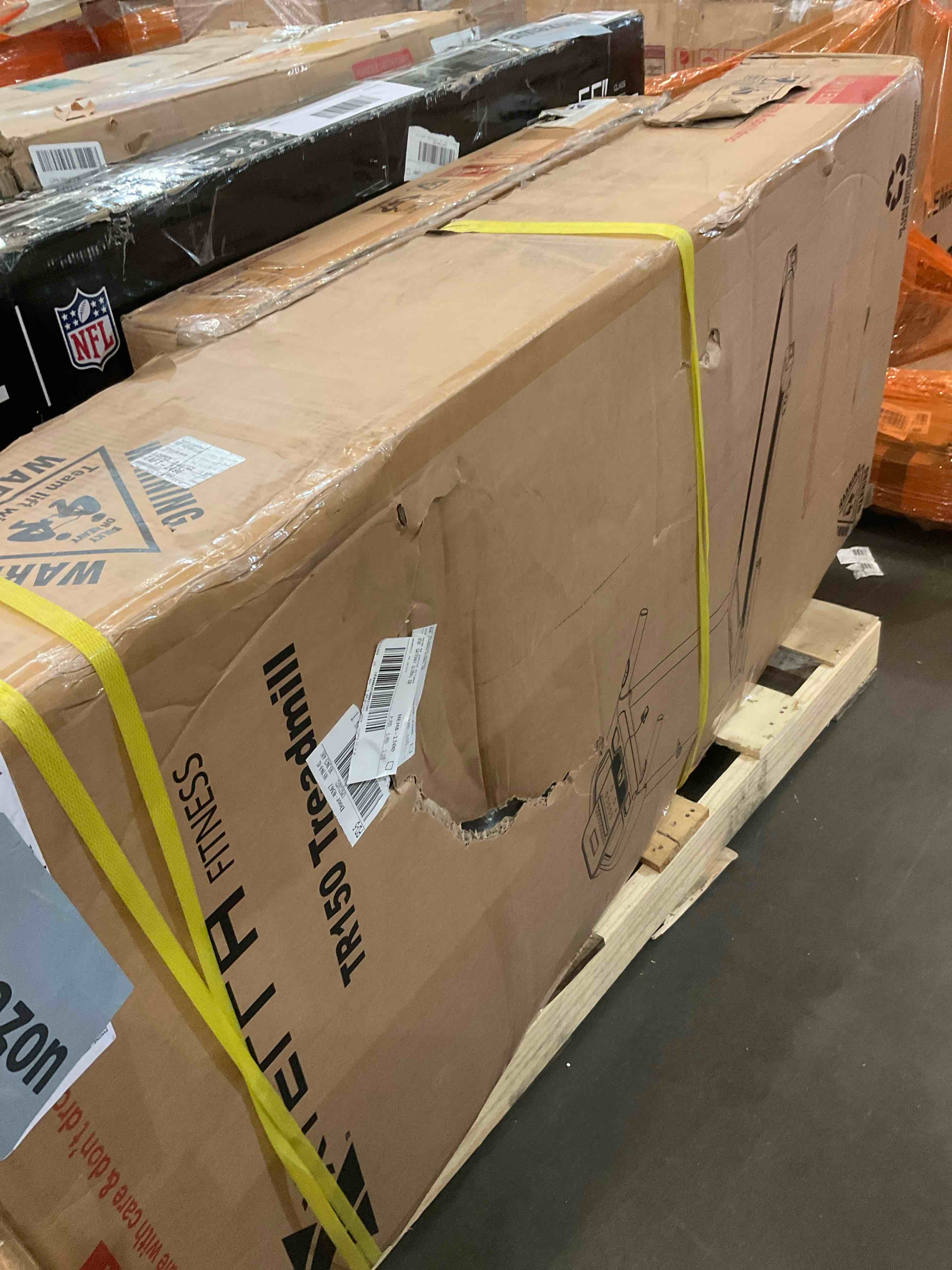 https://s3.amazonaws.com/lotting-images-prod/BargainHunt/BHL00109093_1710429973564.jpeg