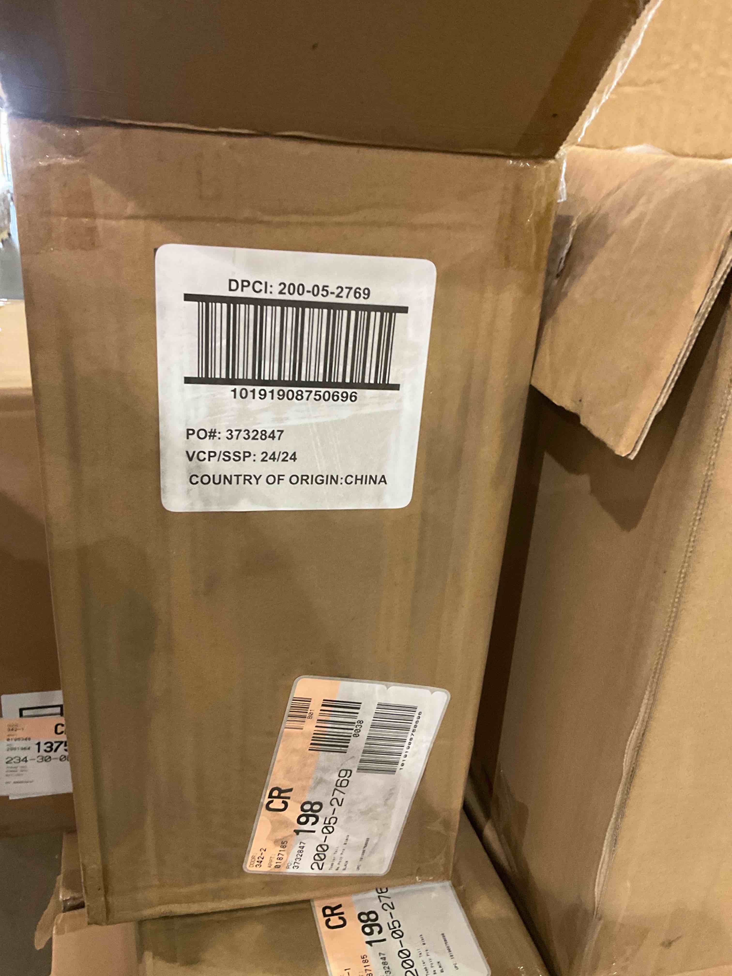 https://s3.amazonaws.com/lotting-images-prod/BargainHunt/BHL00109253_1715781094916.jpeg