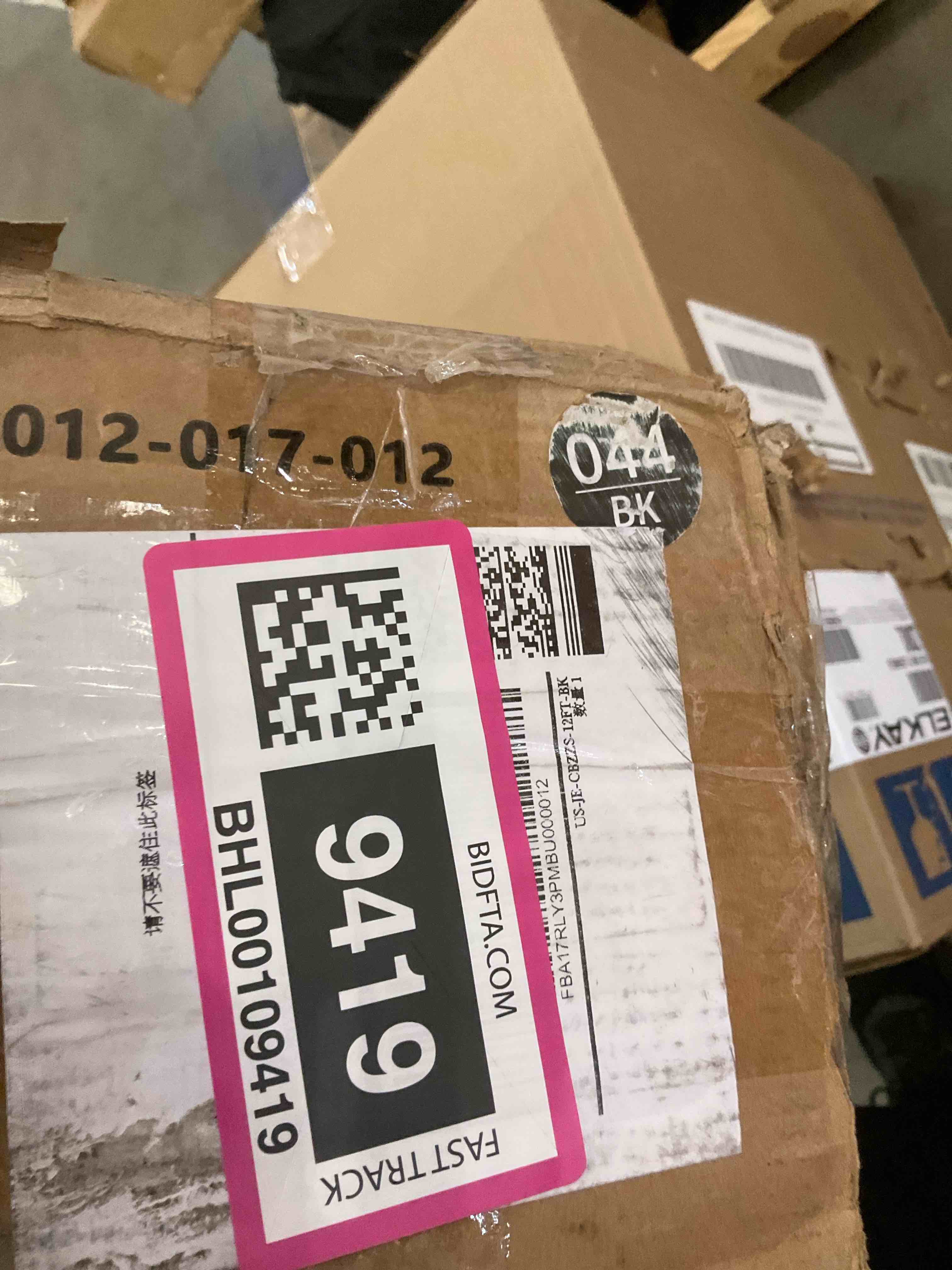 https://s3.amazonaws.com/lotting-images-prod/BargainHunt/BHL00109419_1715871580181.jpeg