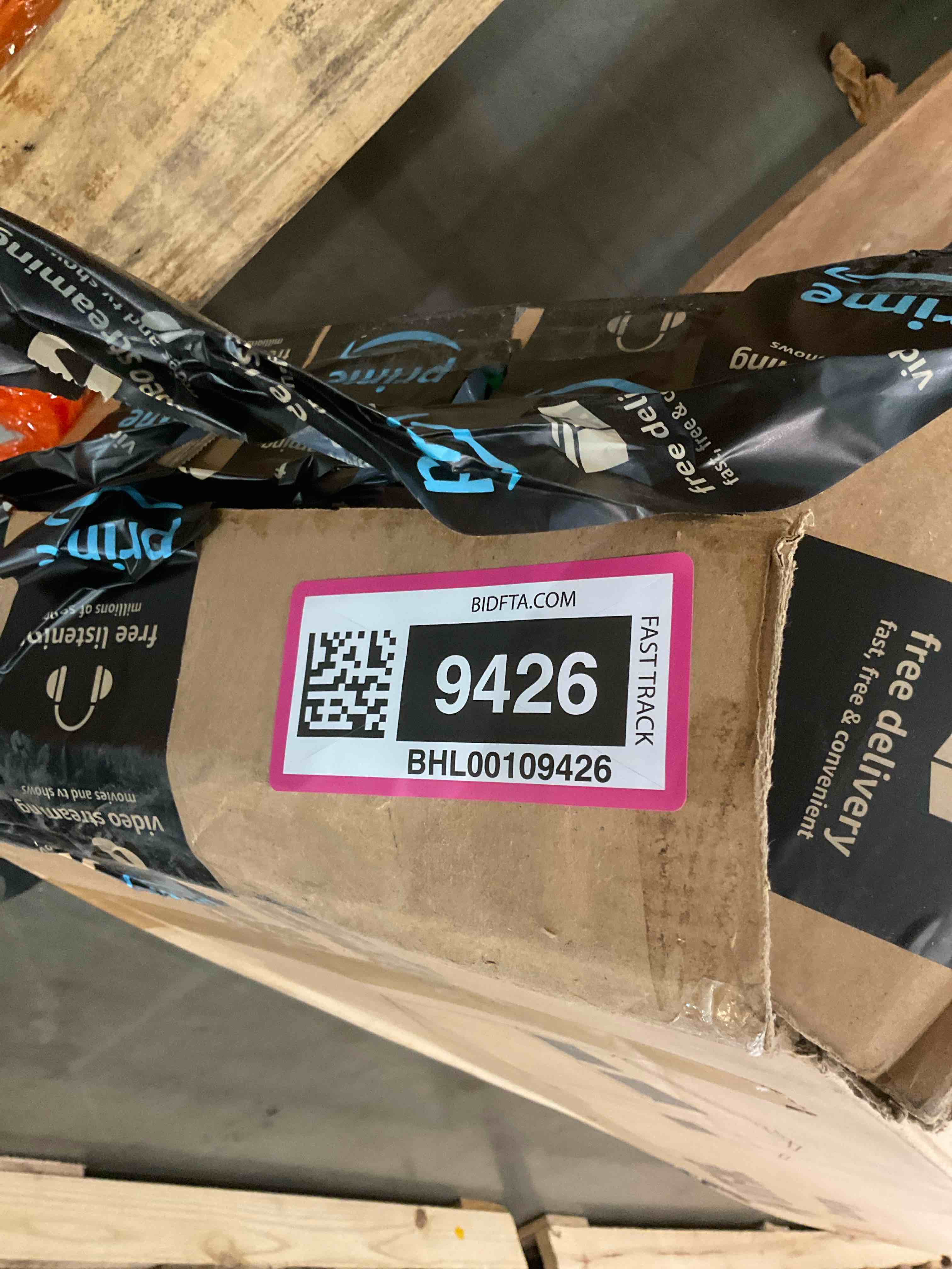 https://s3.amazonaws.com/lotting-images-prod/BargainHunt/BHL00109426_1715873715974.jpeg