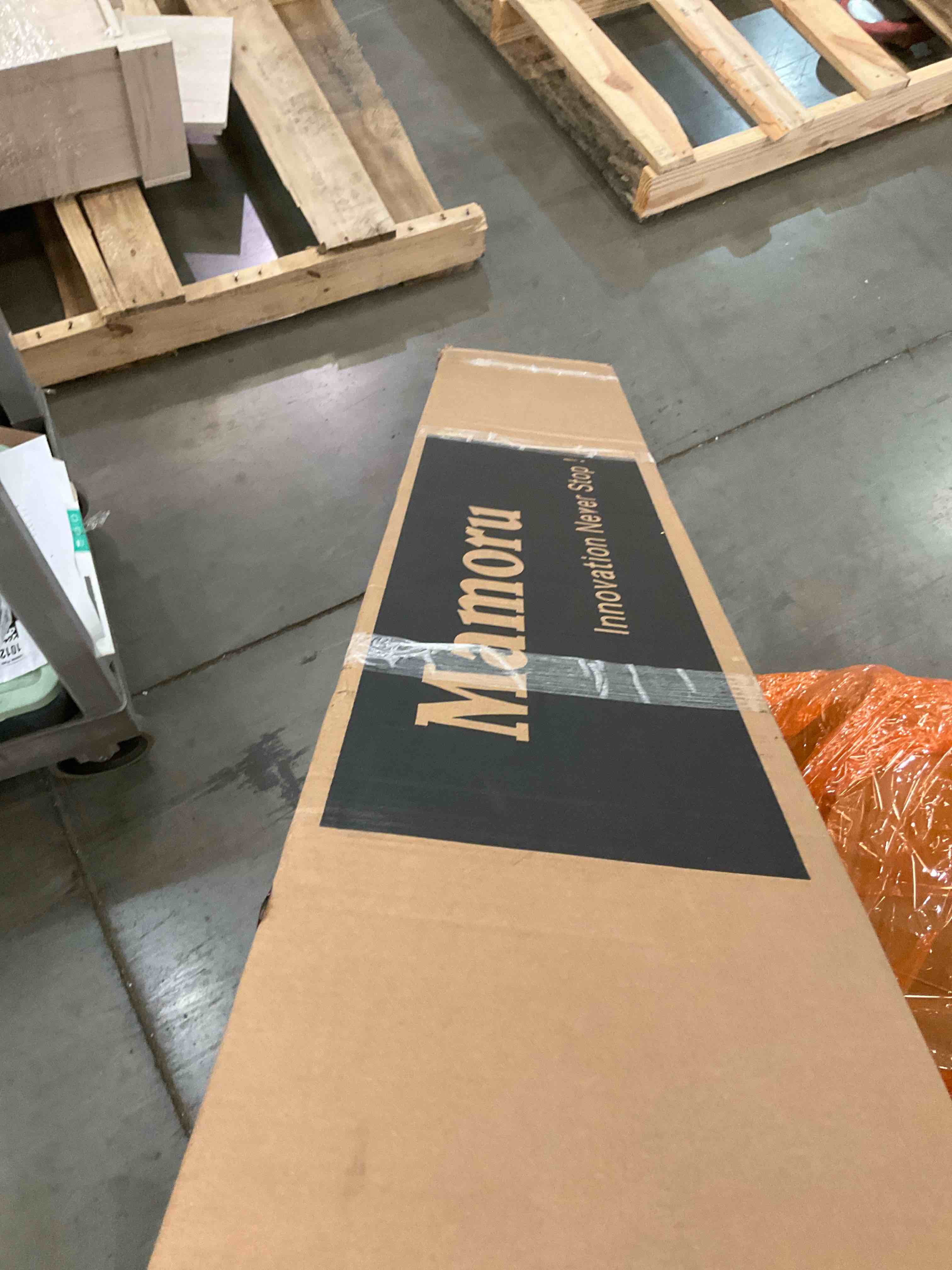 https://s3.amazonaws.com/lotting-images-prod/BargainHunt/BHL00109442_1715880365126.jpeg
