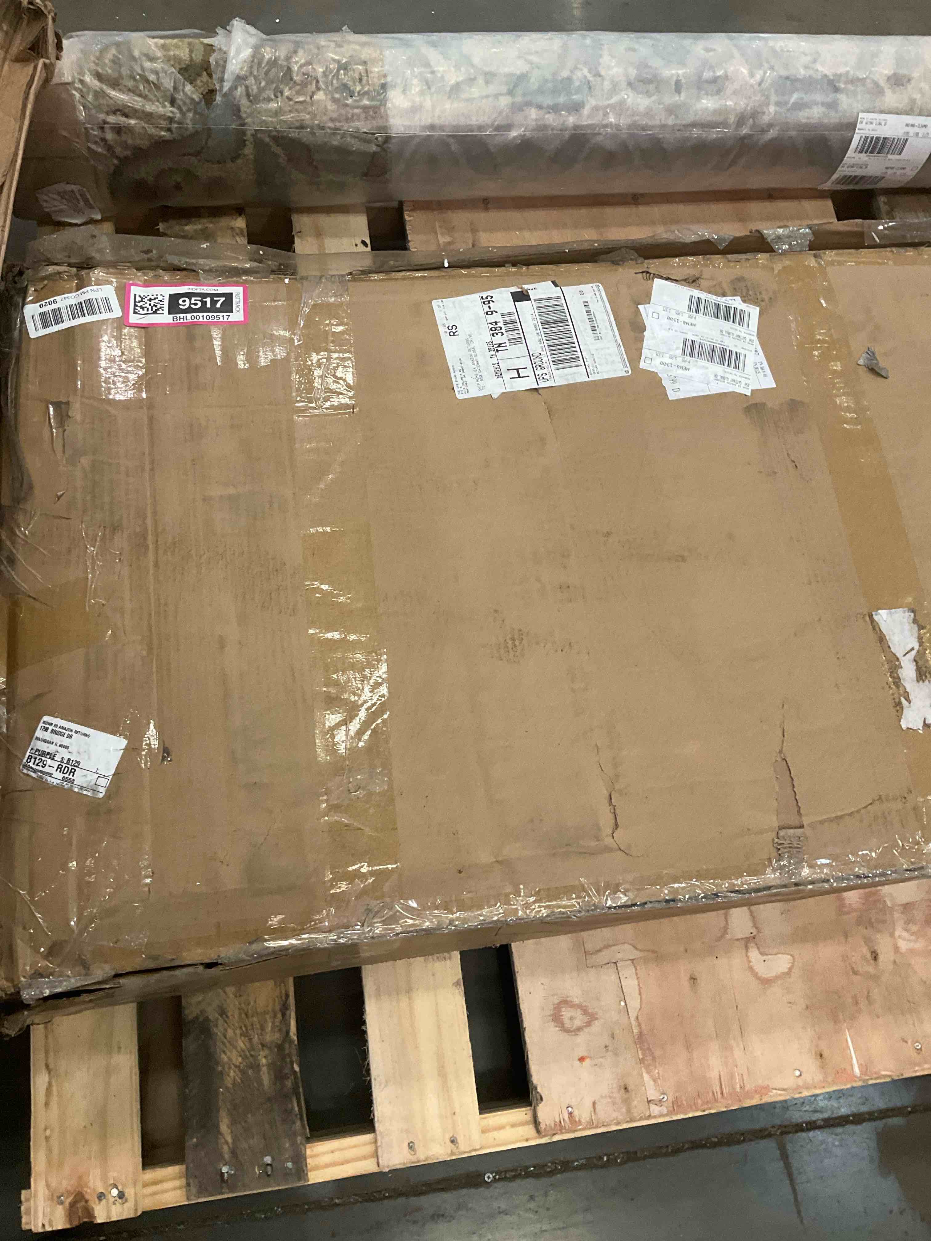https://s3.amazonaws.com/lotting-images-prod/BargainHunt/BHL00109517_1709565831297.jpeg