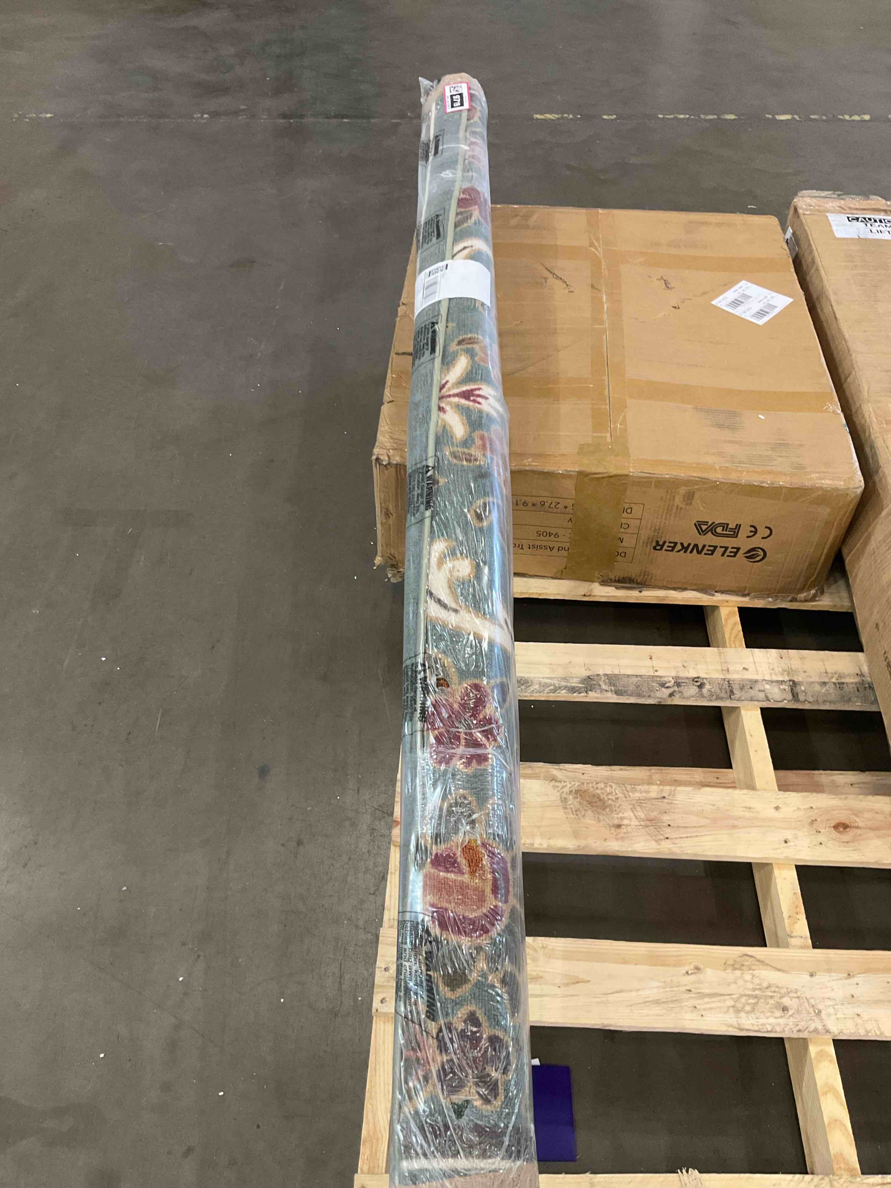 https://s3.amazonaws.com/lotting-images-prod/BargainHunt/BHL00109722_1713962372707.jpeg